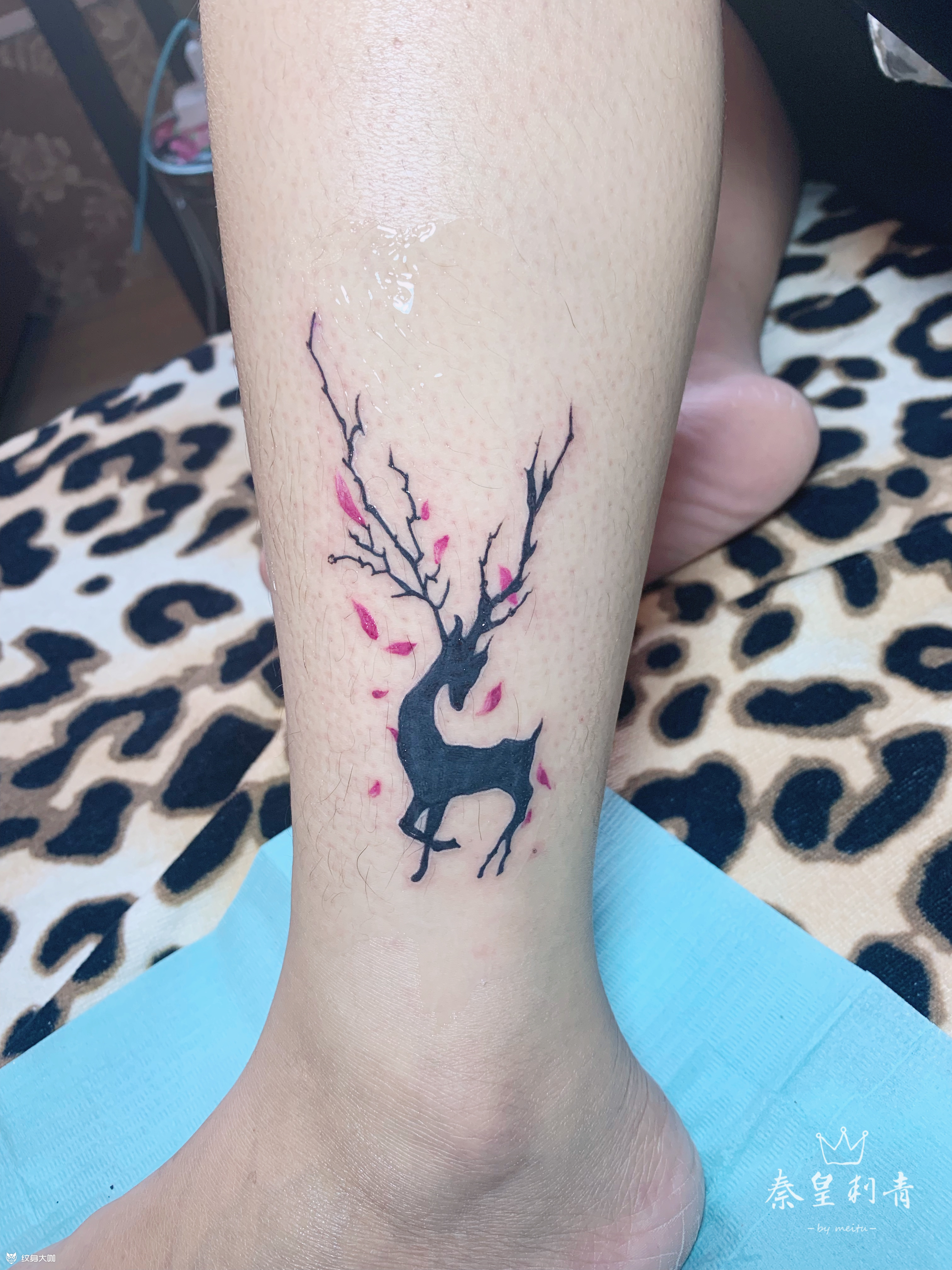 幸运梅花鹿_纹身图案手稿图片_丁长武的纹身作品集