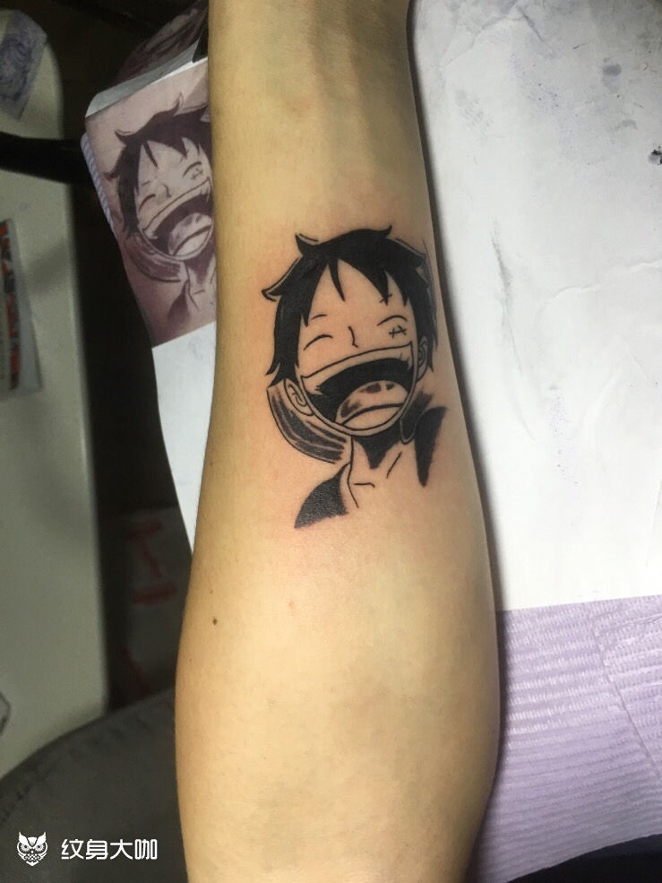 路飞_纹身图案手稿图片_五行的纹身作品集