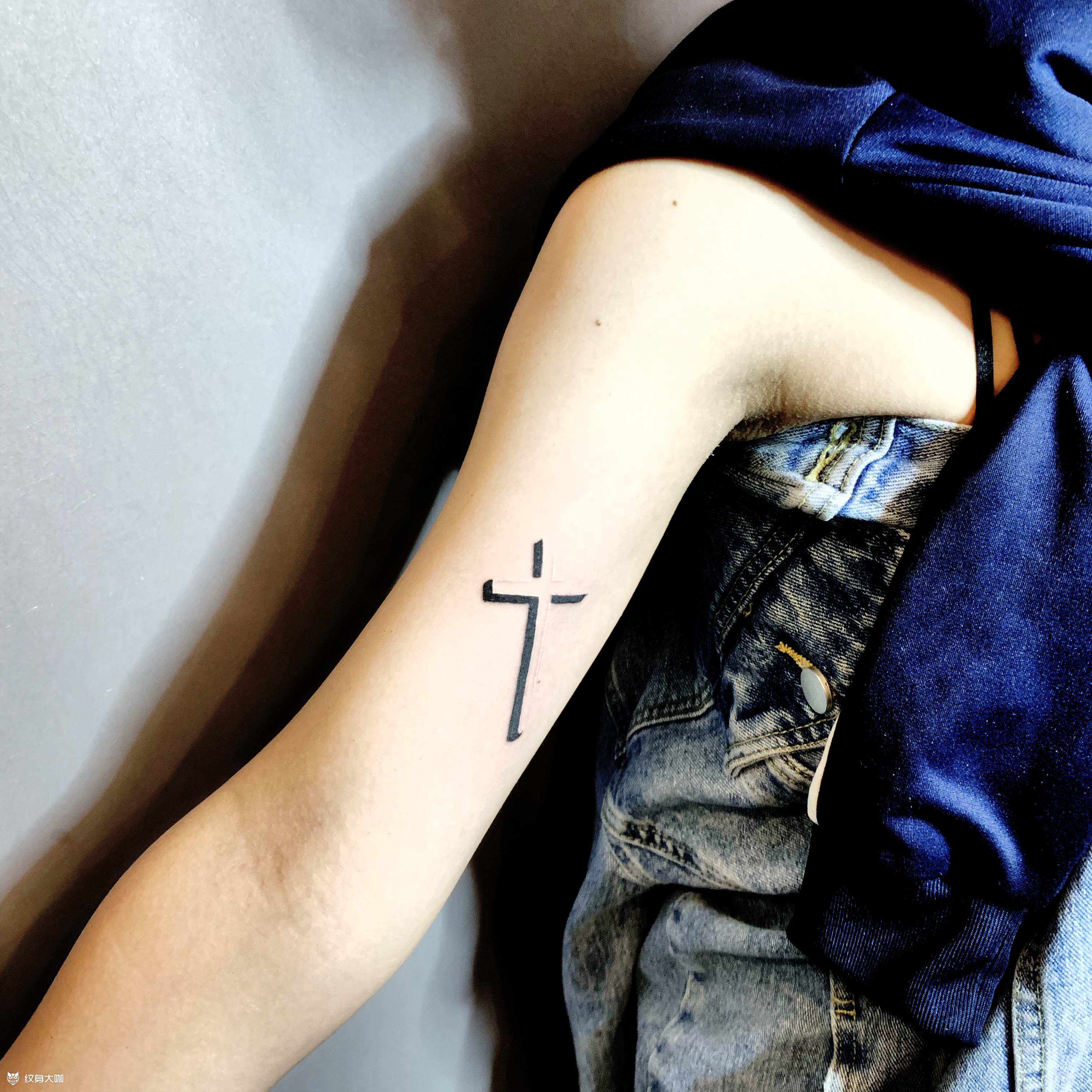 十字架_纹身图案手稿图片_阿龙的纹身作品集