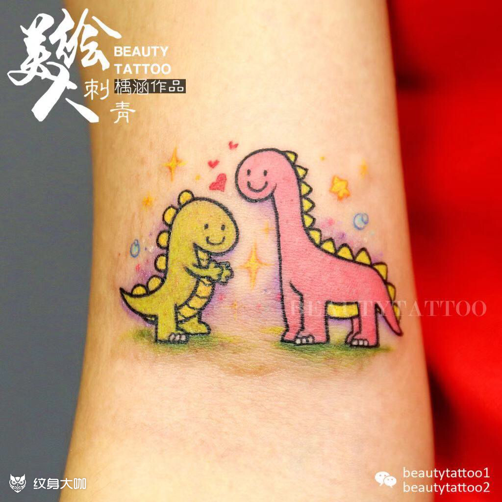 小恐龙_纹身图案手稿图片_小美93的纹身作品集
