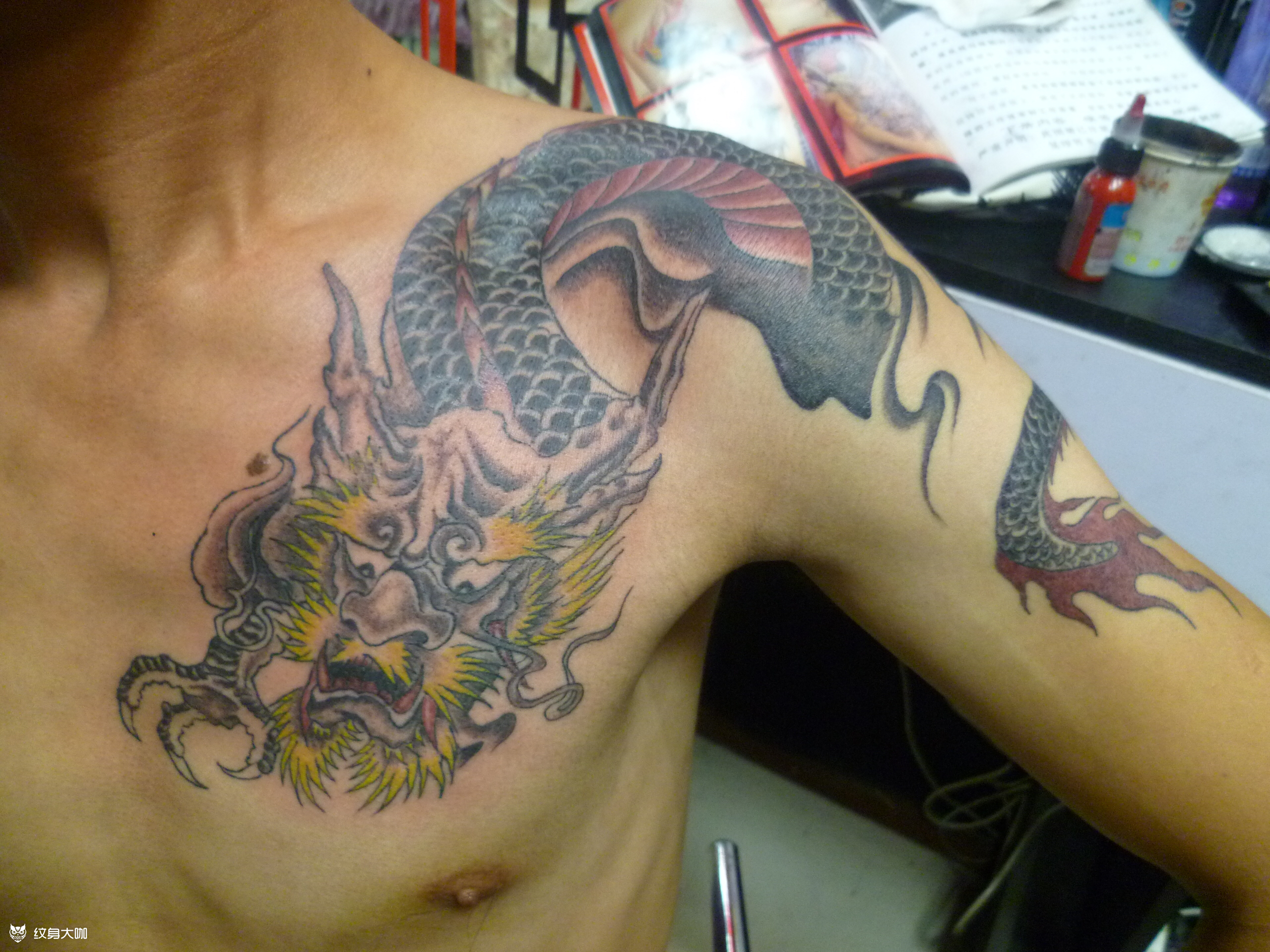 过肩龙_纹身图案手稿图片_赵飞的纹身作品集