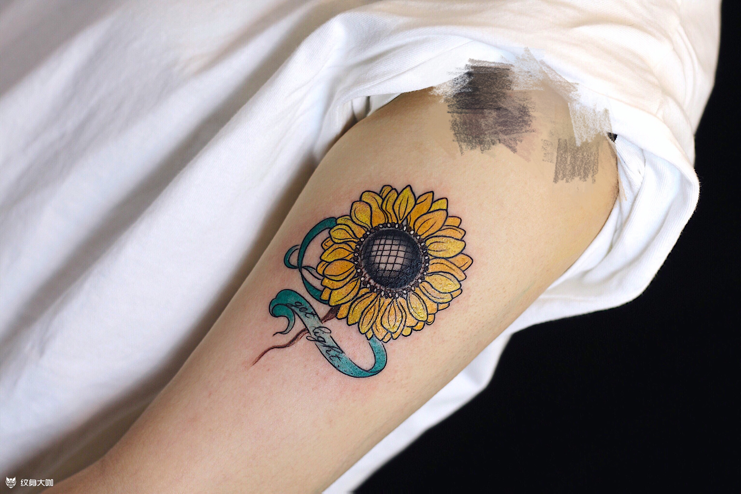 向日葵_纹身图案手稿图片_唇唇的纹身作品集