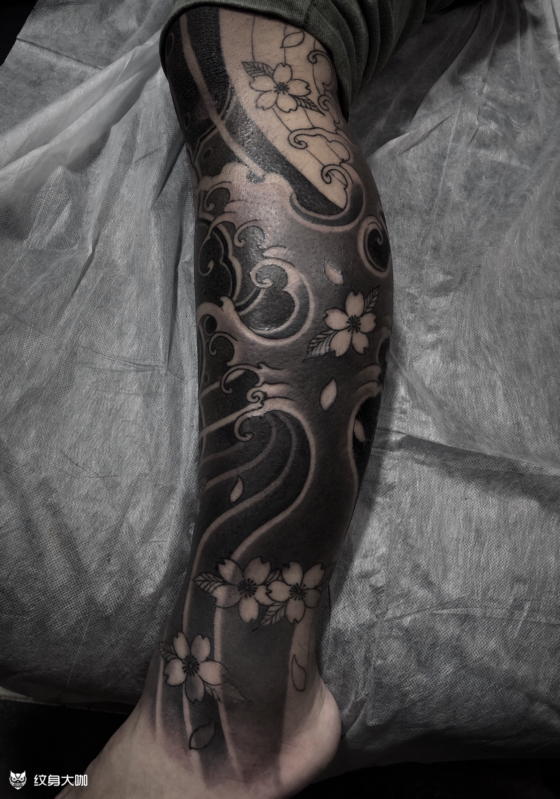 小腿水浪_纹身图案手稿图片_雕何的纹身作品集