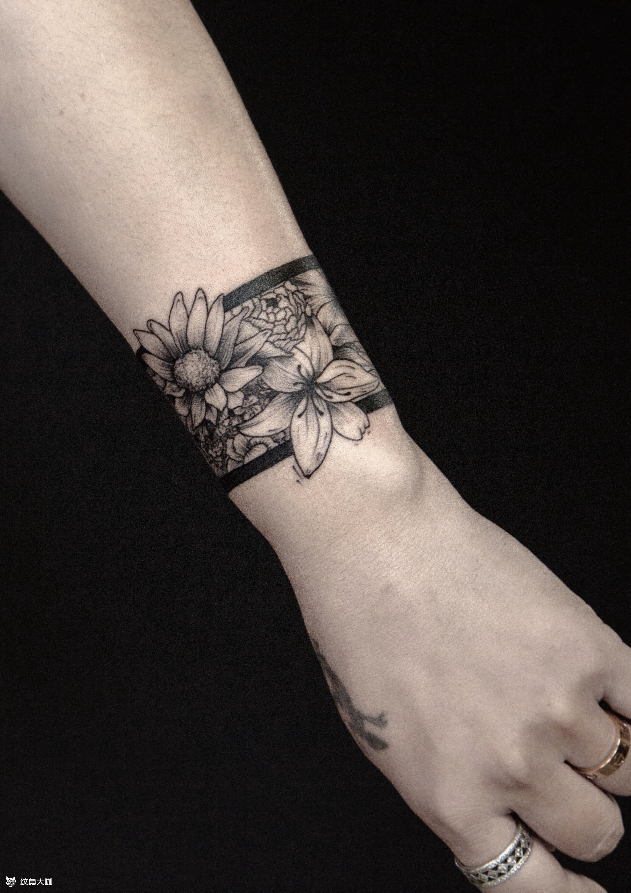 花手环_纹身图案手稿图片_浩然的纹身作品集