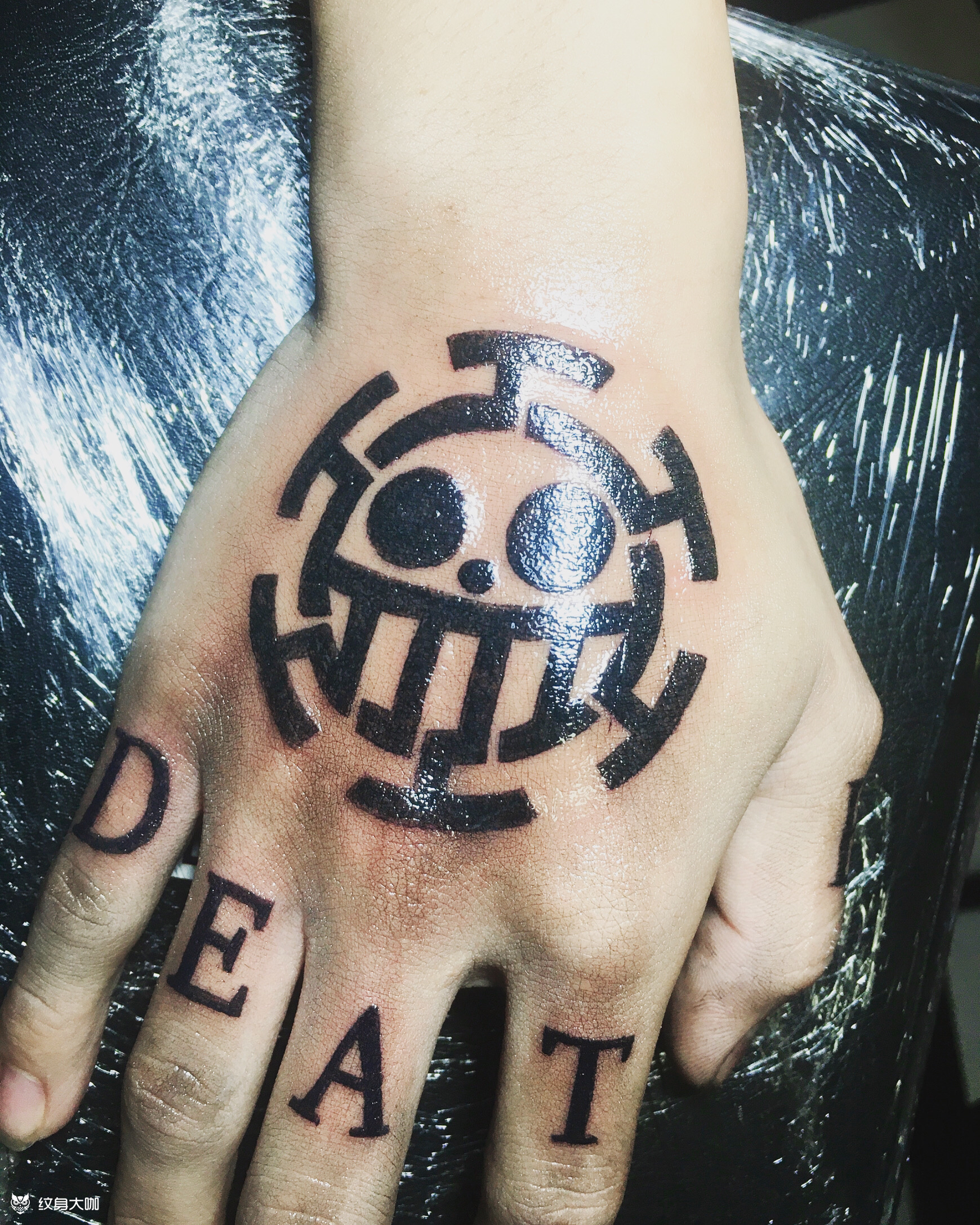 one piece 罗_纹身图案手稿图片_壹一的纹身作品集