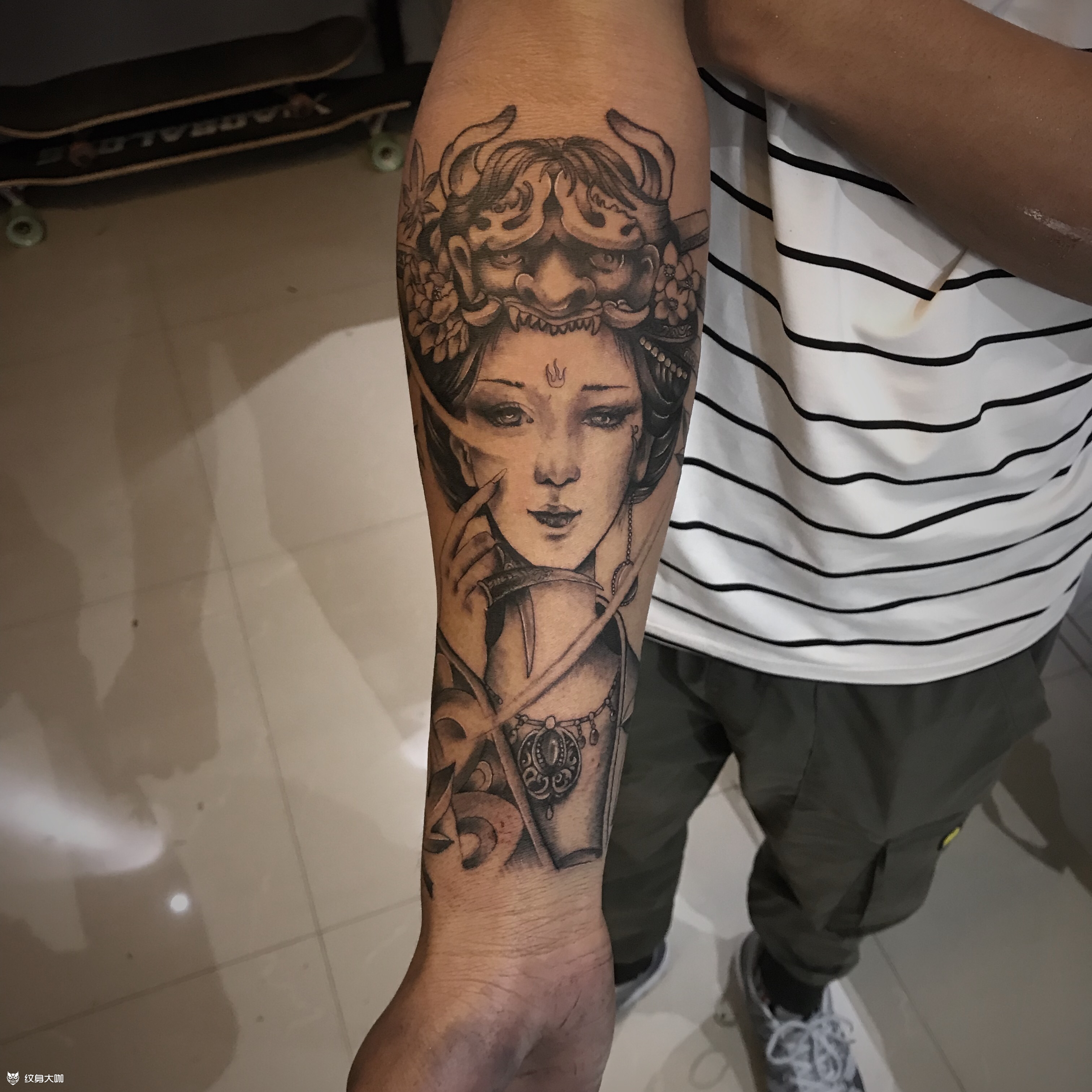 小臂· 艺伎_纹身图案手稿图片_白花花94的纹身作品集