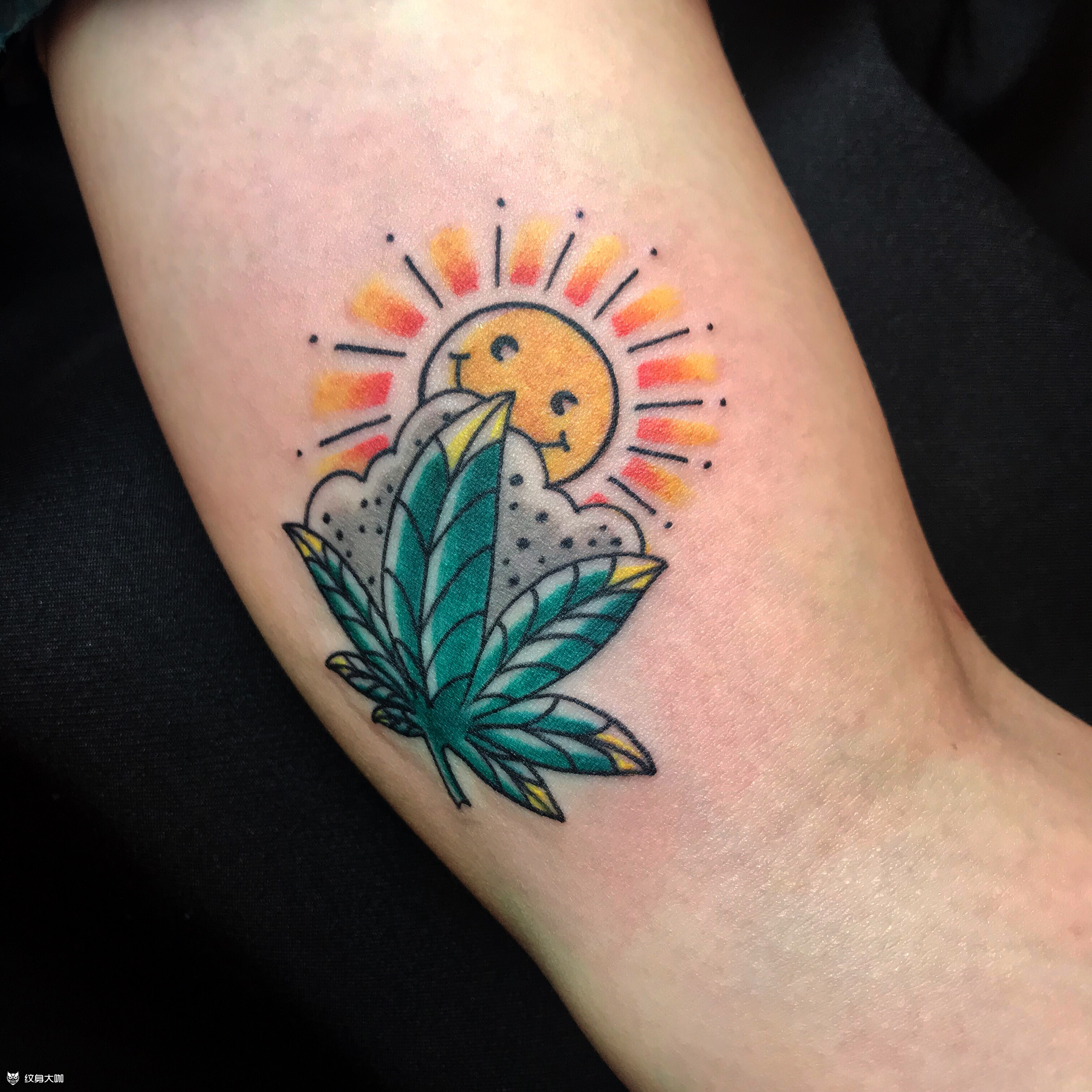 大麻叶_纹身图案手稿图片_oba的纹身作品集