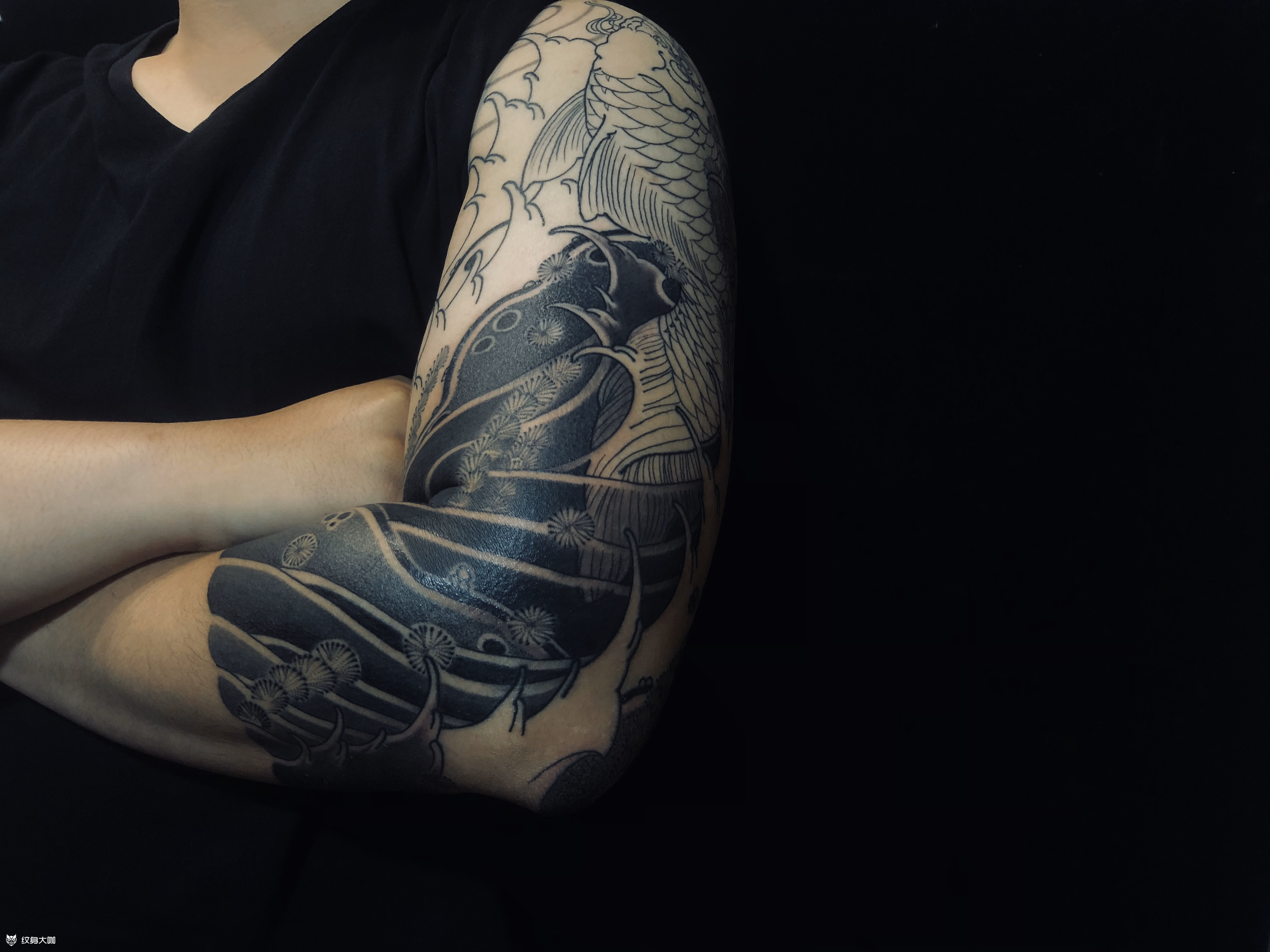 七分袖花臂锦鲤未完成