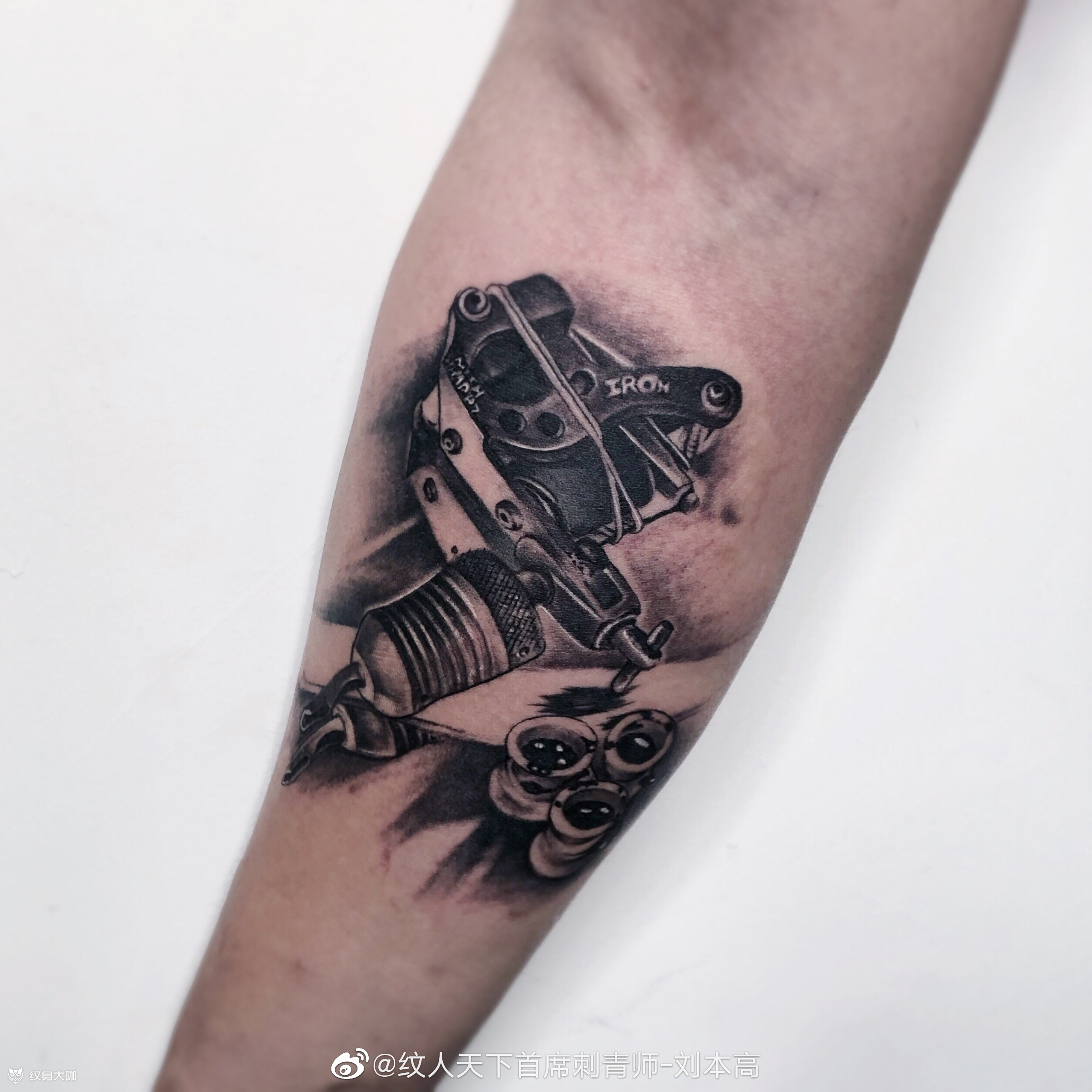 纹身机_纹身图案手稿图片_张曼的纹身作品集