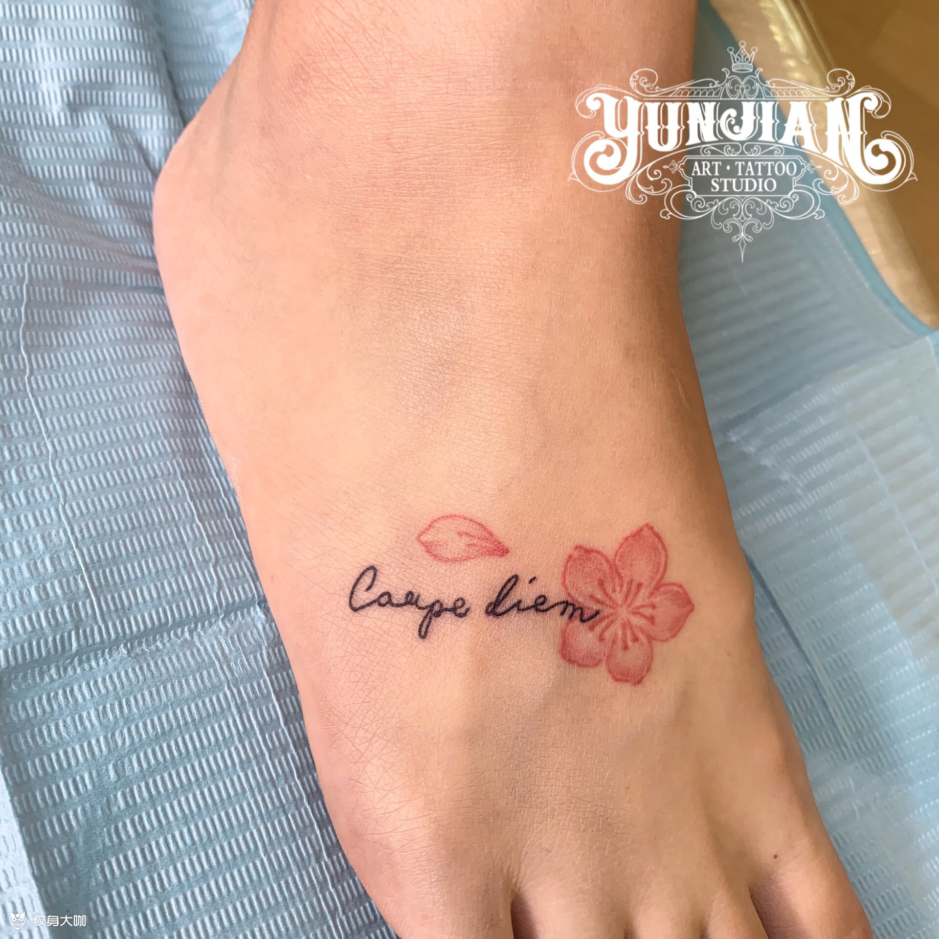 脚背樱花英文_纹身图案手稿图片_幻想家苗仕一的纹身作品集