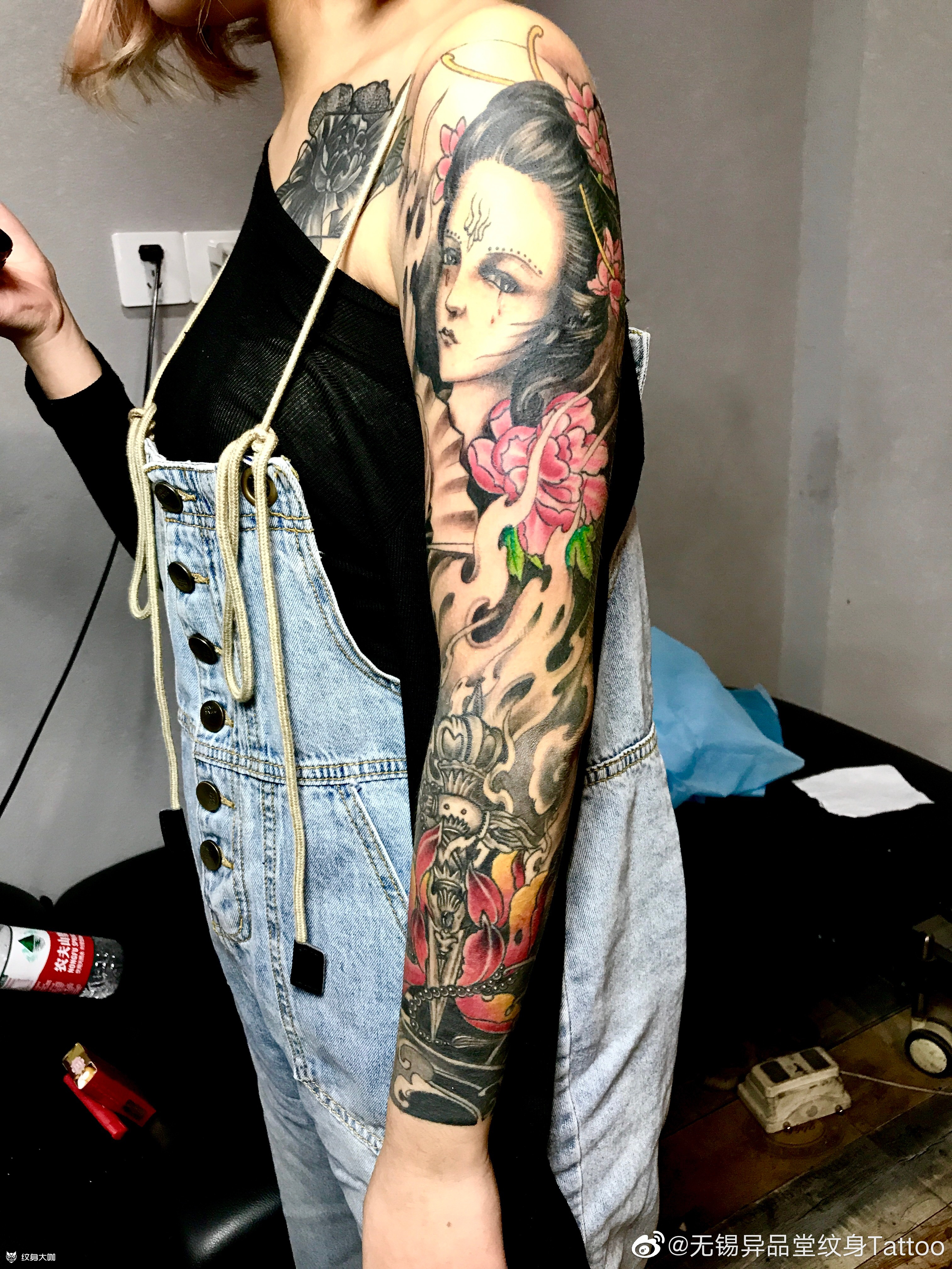 花臂客人之前在手腕处做过一个_纹身吧社区 - 纹身大咖