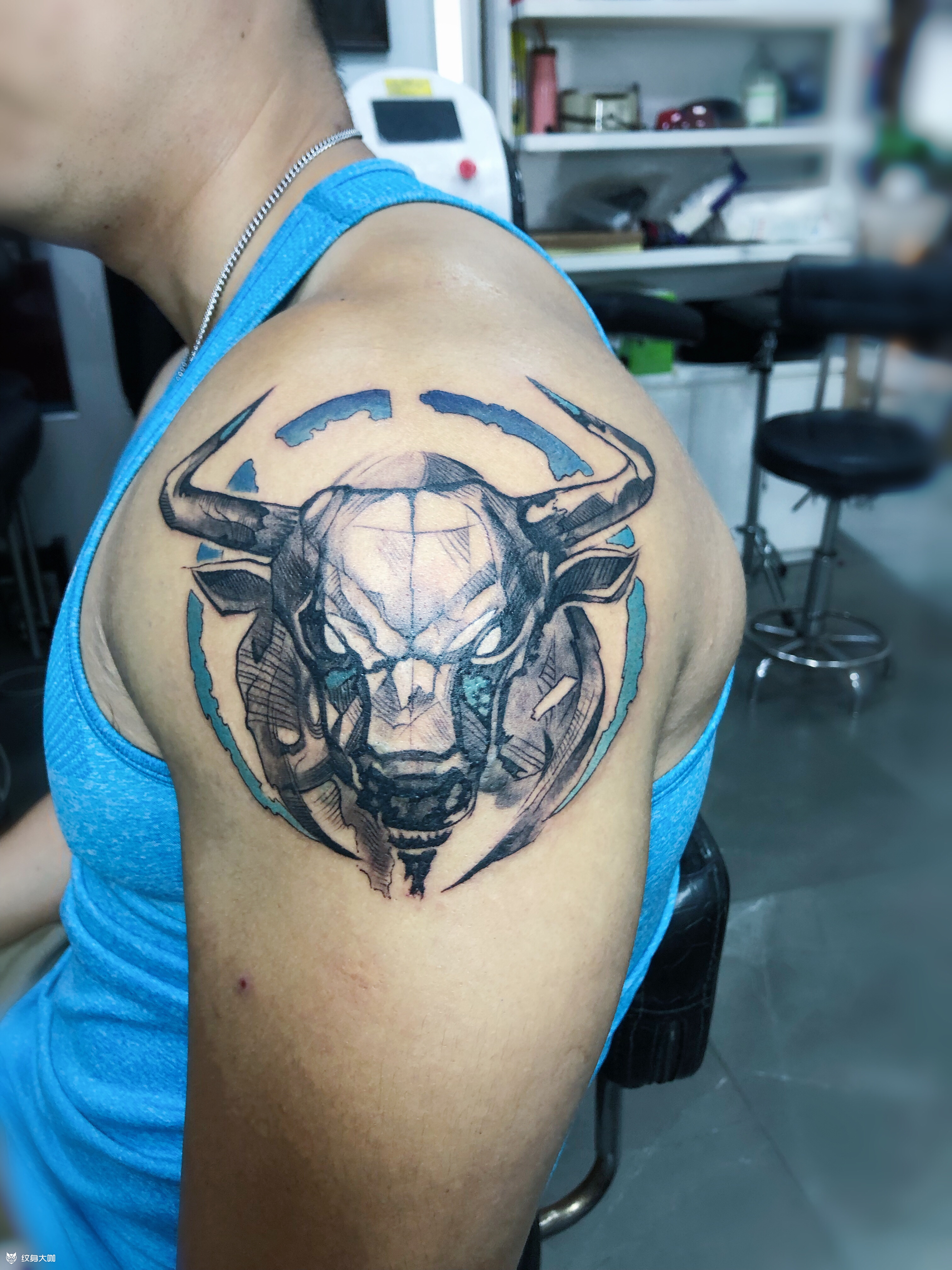 牛头_纹身图案手稿图片_陈晓东的纹身作品集
