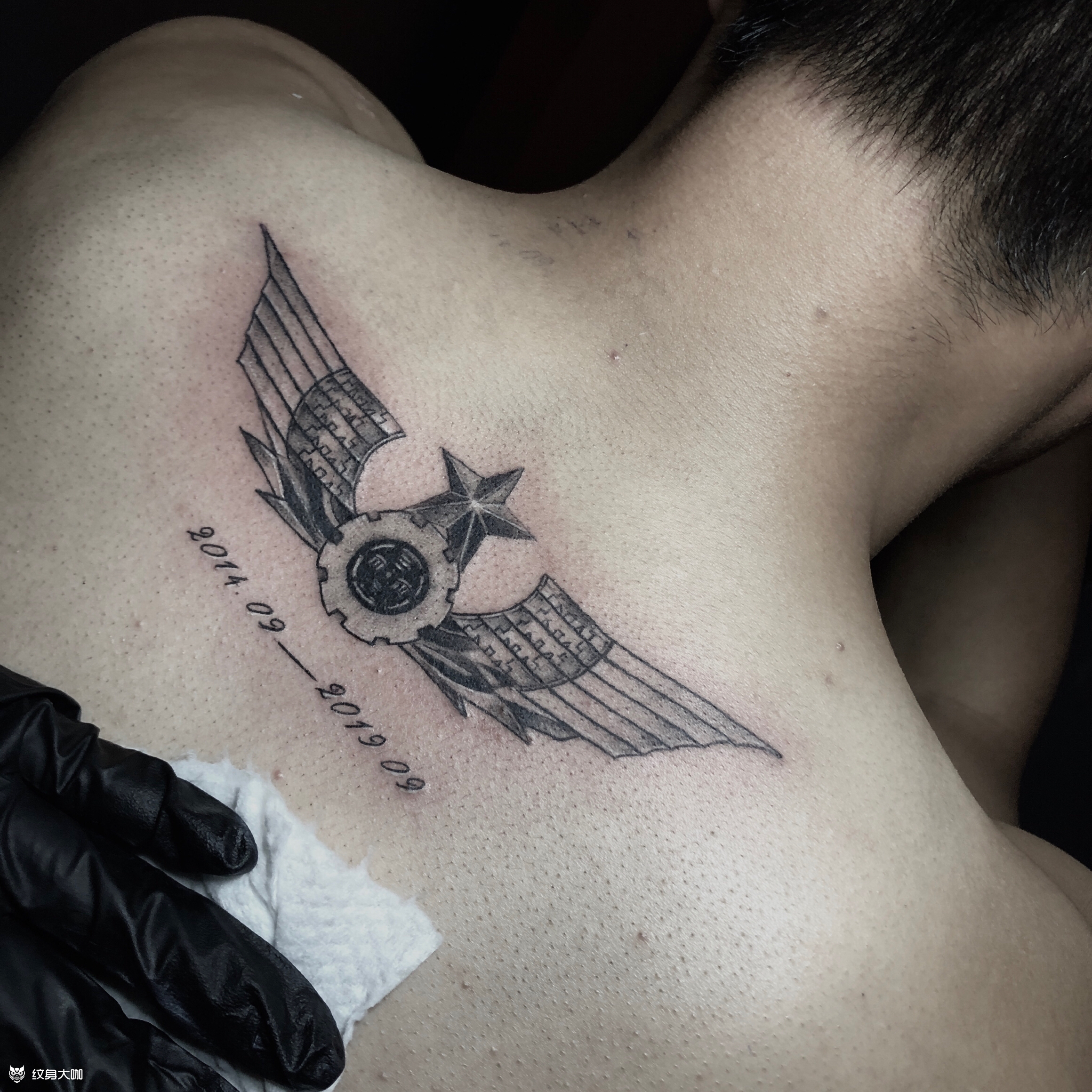 国徽_纹身图案手稿图片_小雅的纹身作品集