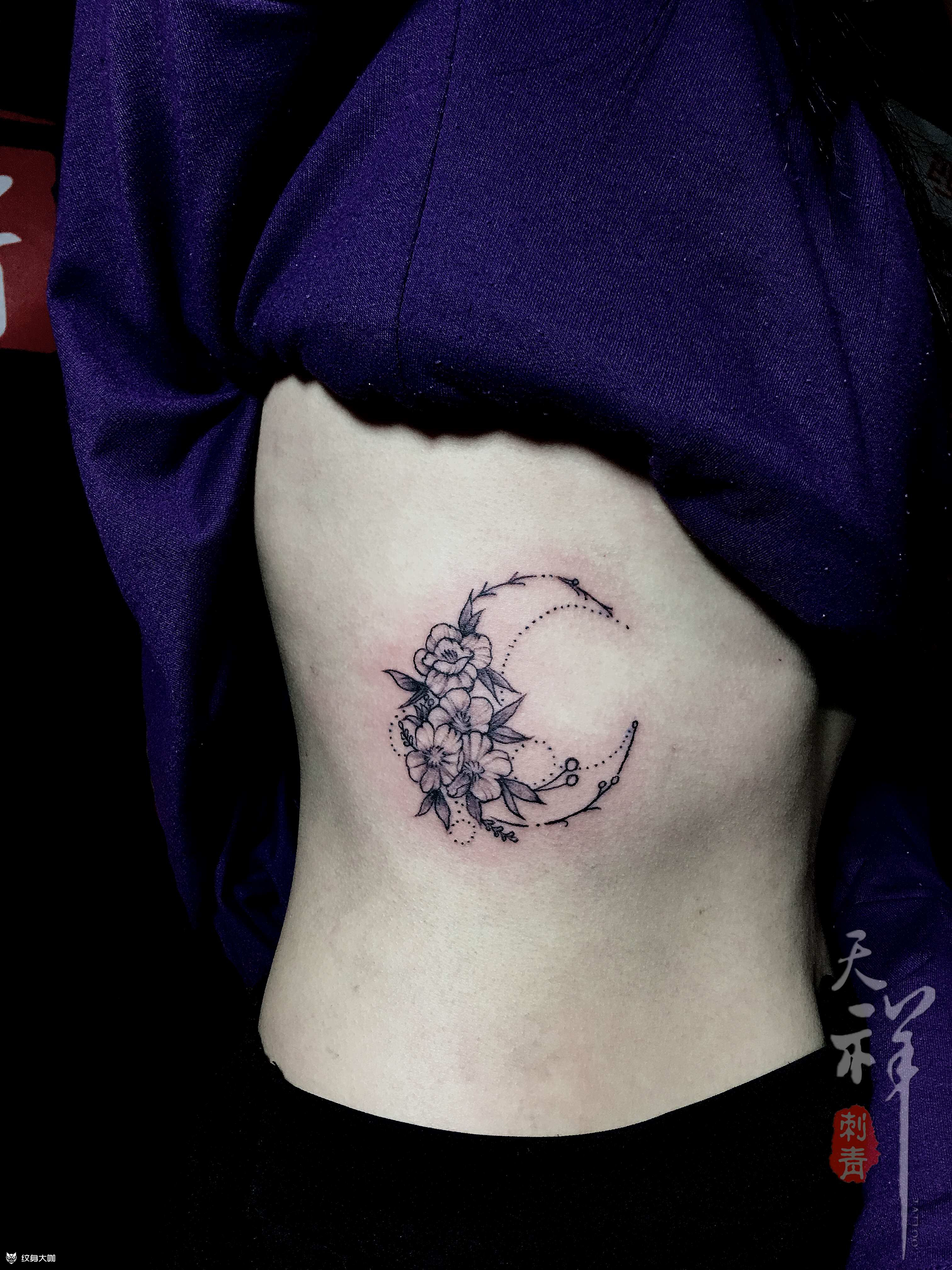 侧腰素花_纹身图案手稿图片_天祥的纹身作品集