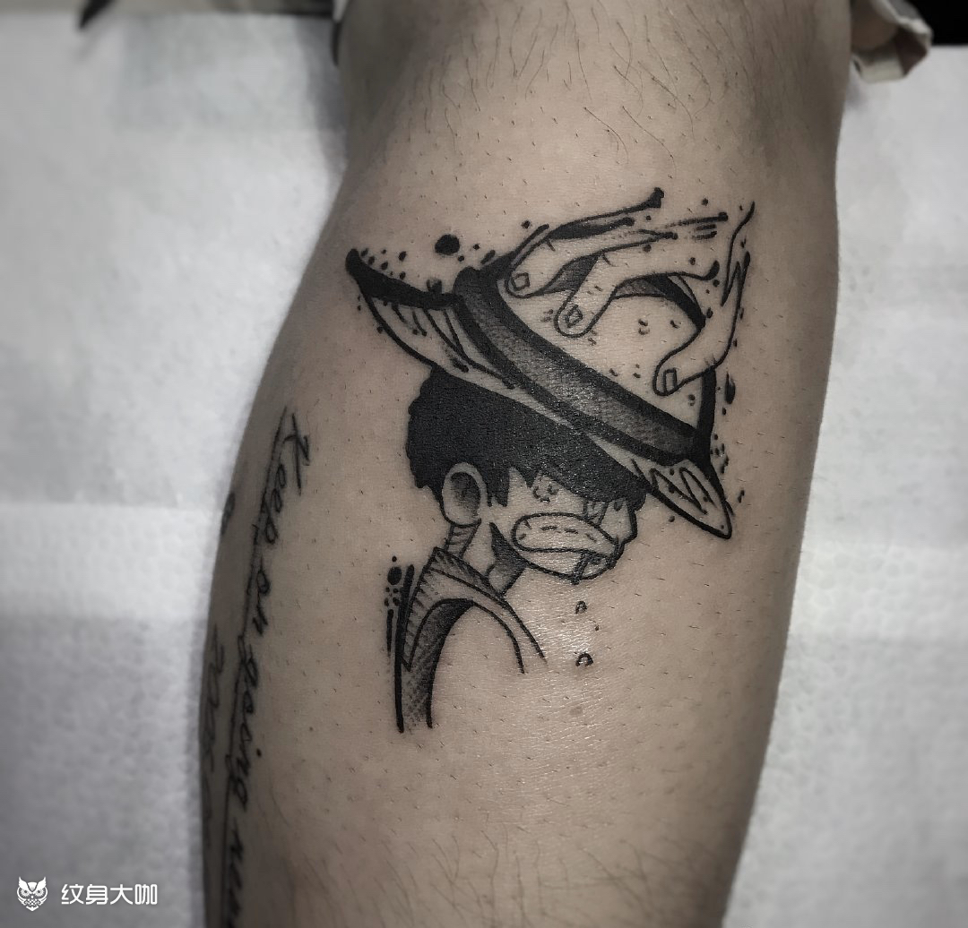 路飞_纹身图案手稿图片_万青的纹身作品集