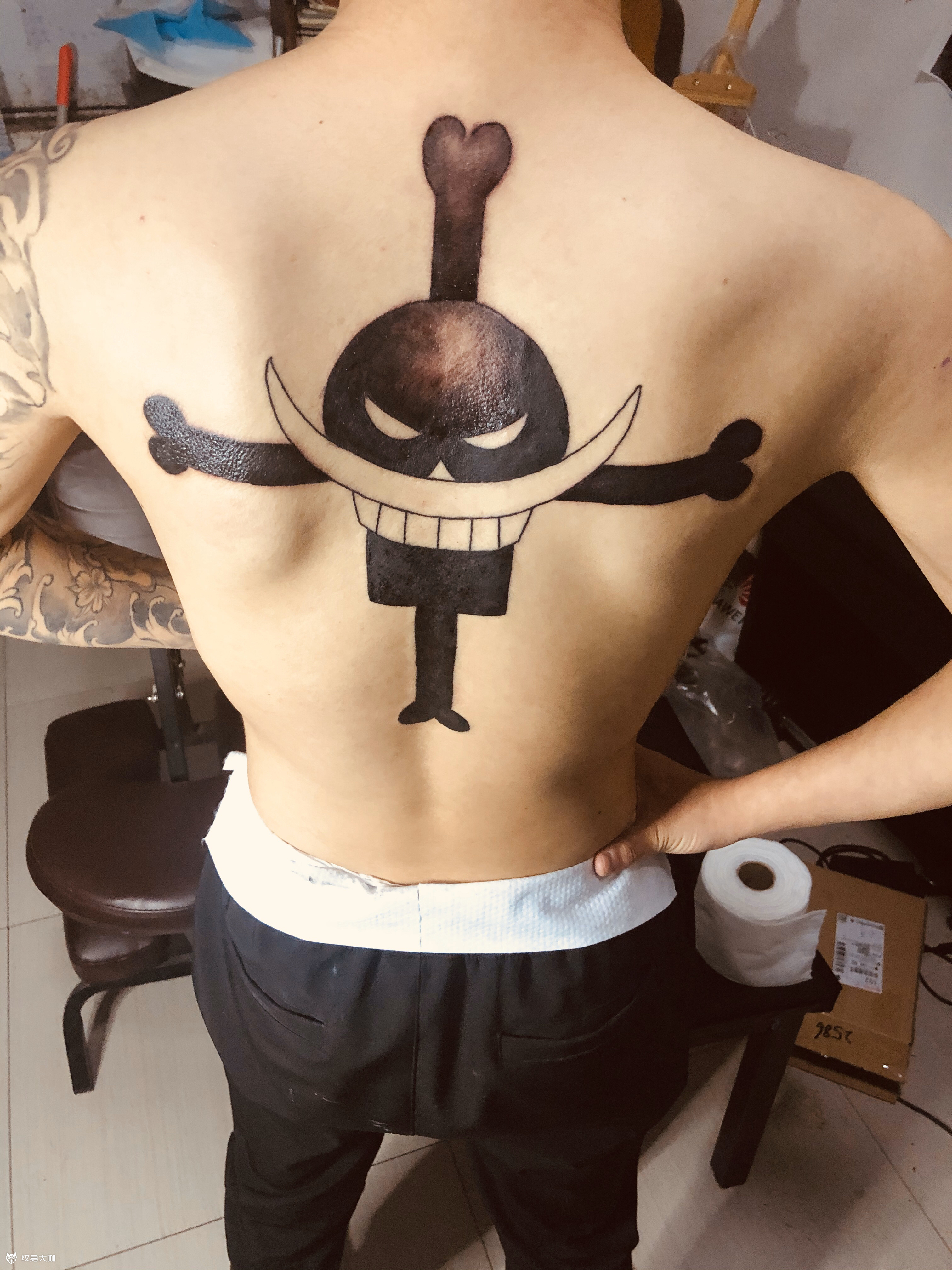 白胡子海贼团_纹身图案手稿图片_皇门 王洋的纹身作品集