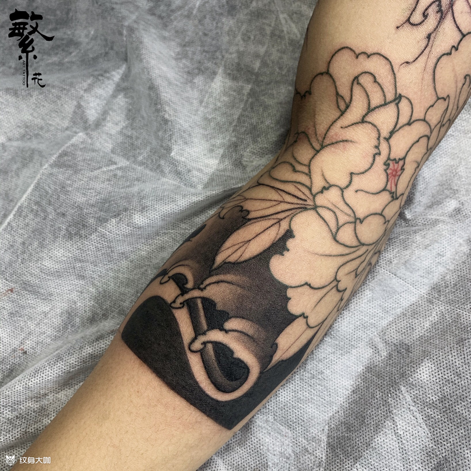 牡丹水浪_纹身图案手稿图片_繁花·tattoo ·飞虎的纹身作品集