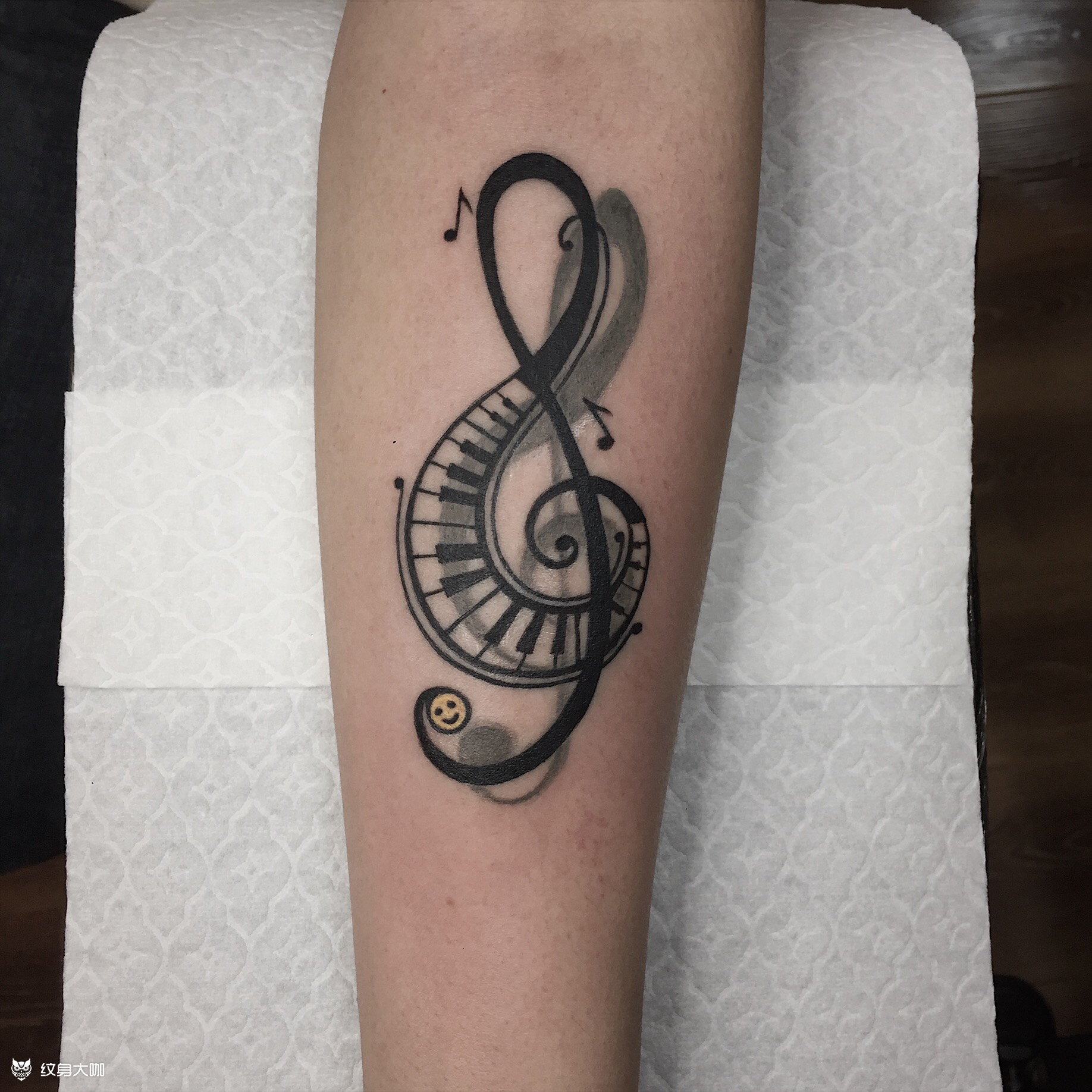 小玩意_音符手臂纹身图案大全 - 纹身大咖