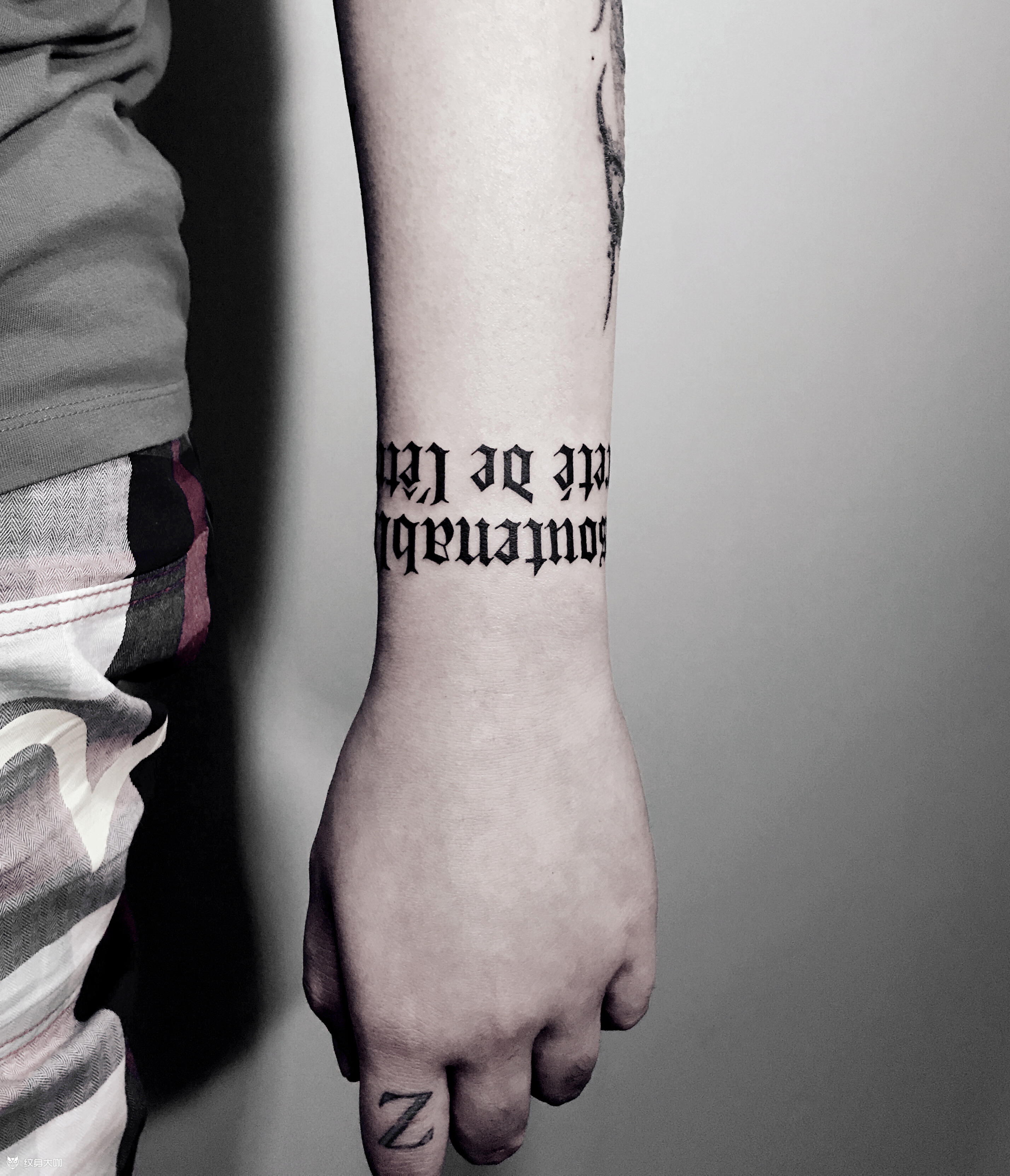 臂环_纹身图案手稿图片_诗琰的纹身作品集