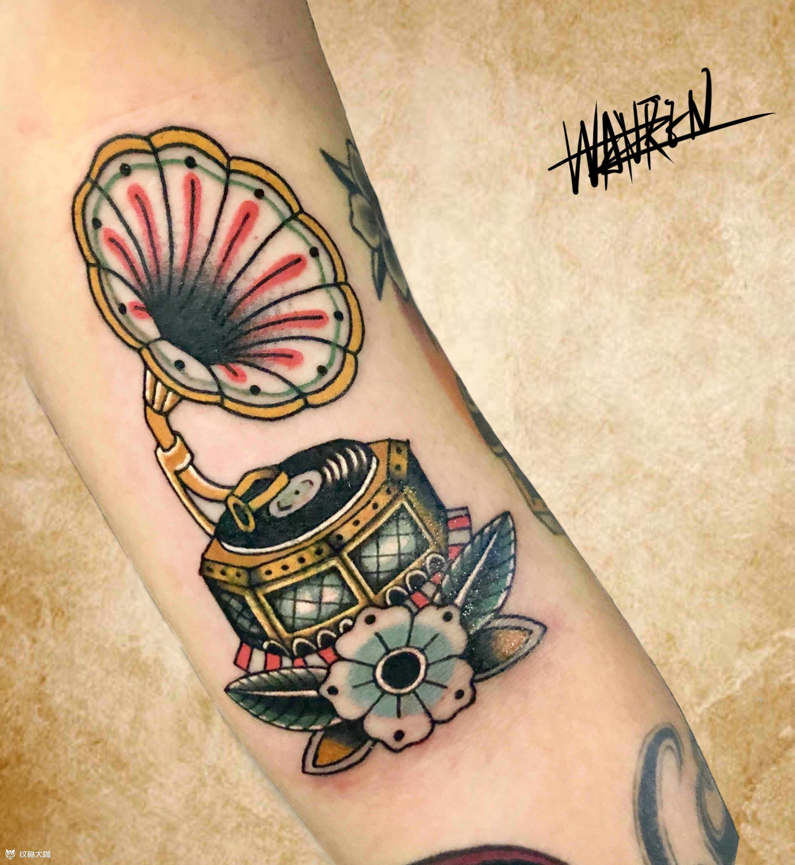 留声机_纹身图案手稿图片_gotink万人的纹身作品集