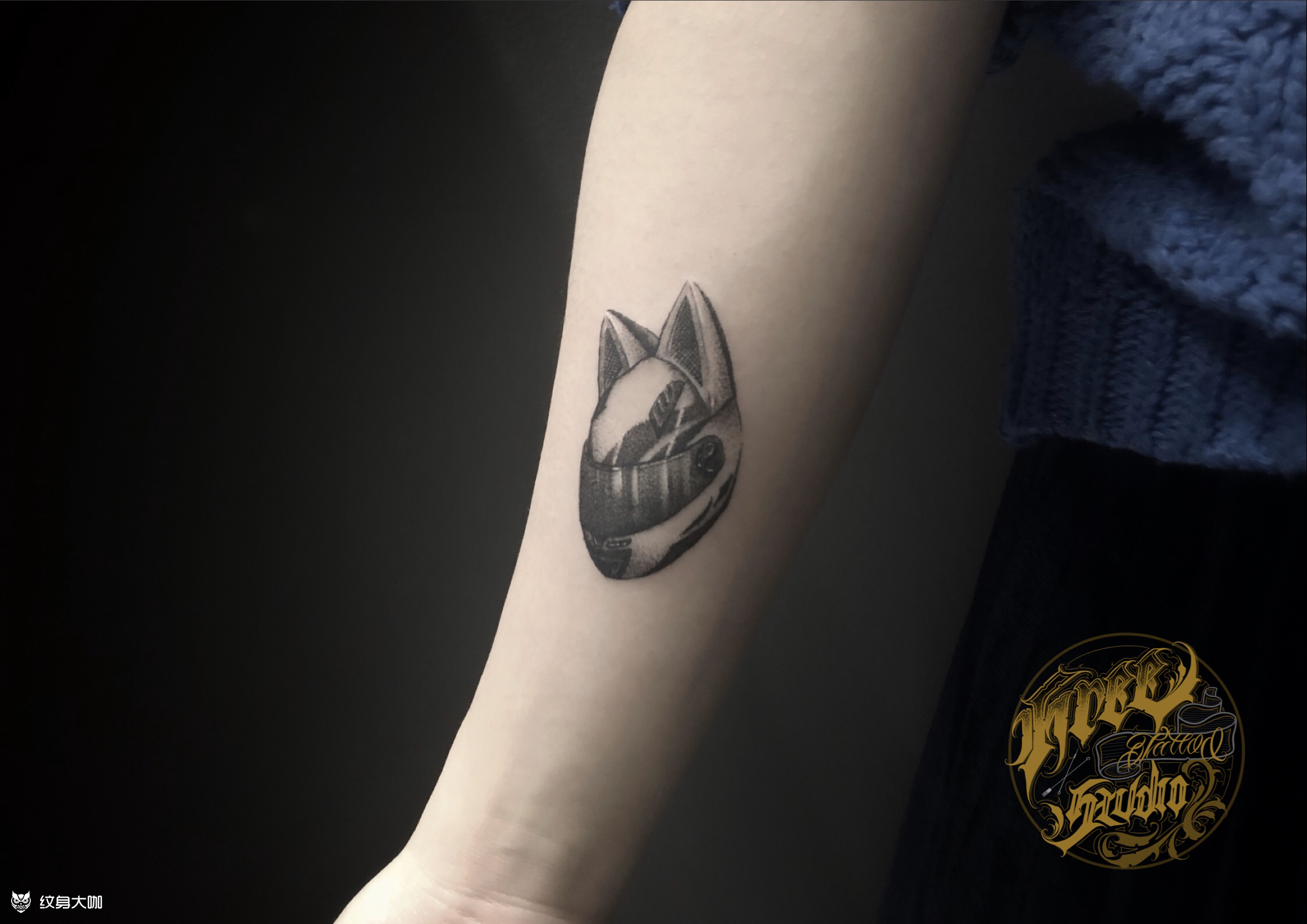 小姐姐的机车头盔_纹身图案手稿图片_zero的纹身作品集