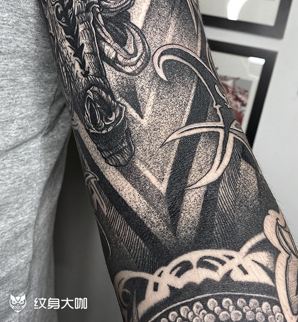 暗黑花臂细节_纹身图案手稿图片_程程joy的纹身作品集