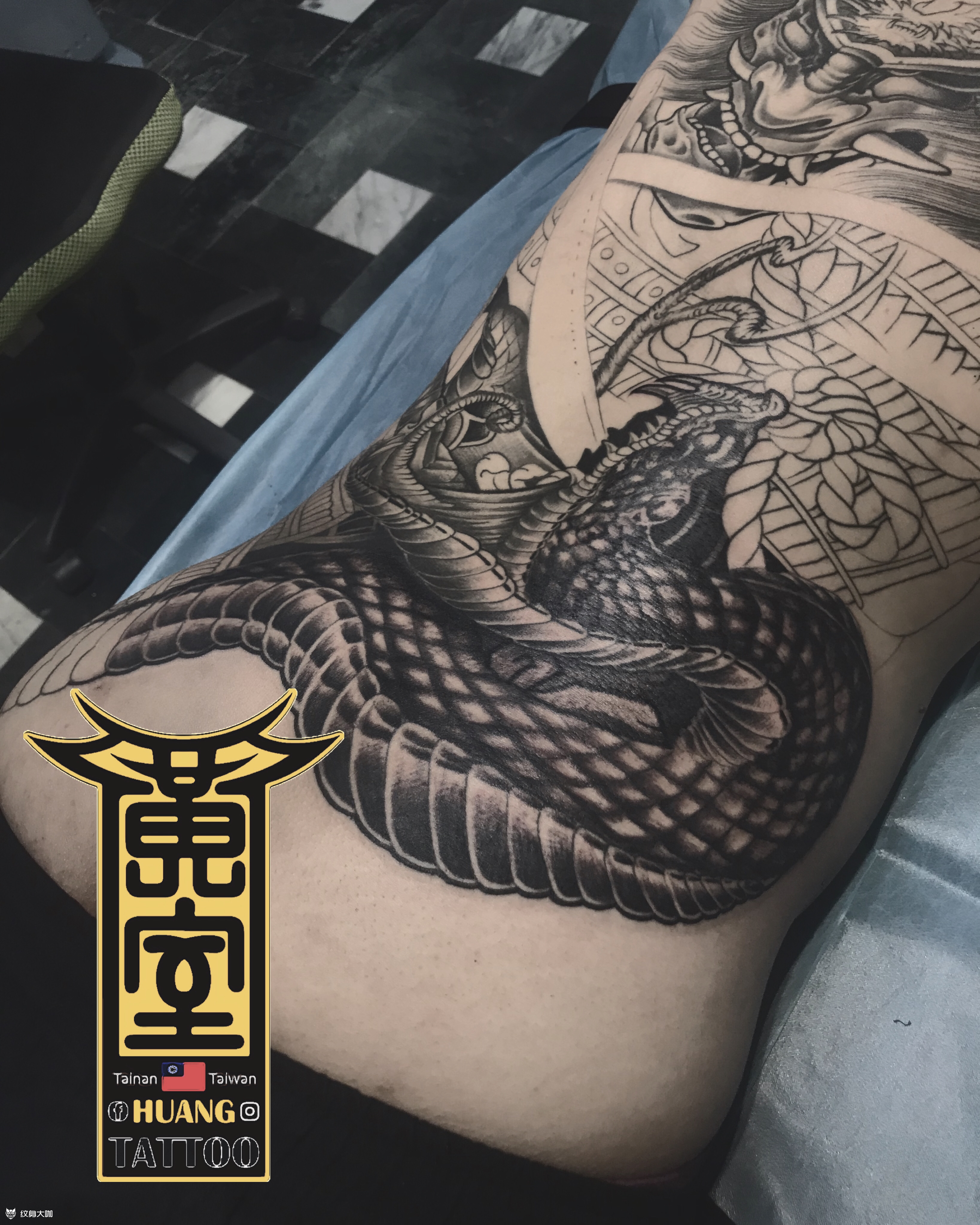 蛇 #鳞片 #打雾 #待续 _纹身吧社区 - 纹身大咖