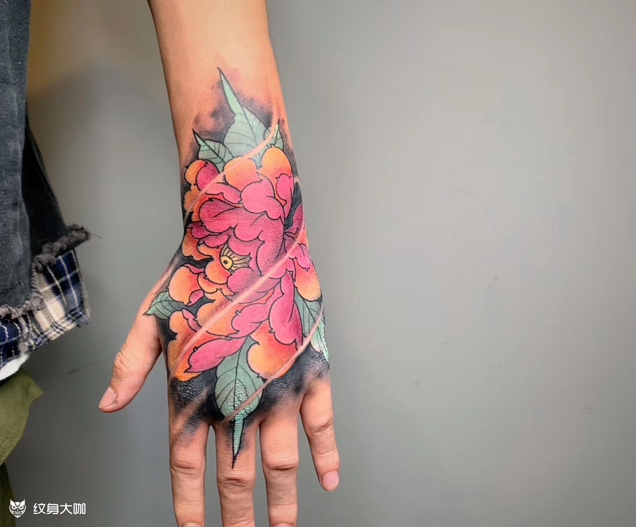 传统牡丹手背#_纹身图案手稿图片_lee的纹身作品集