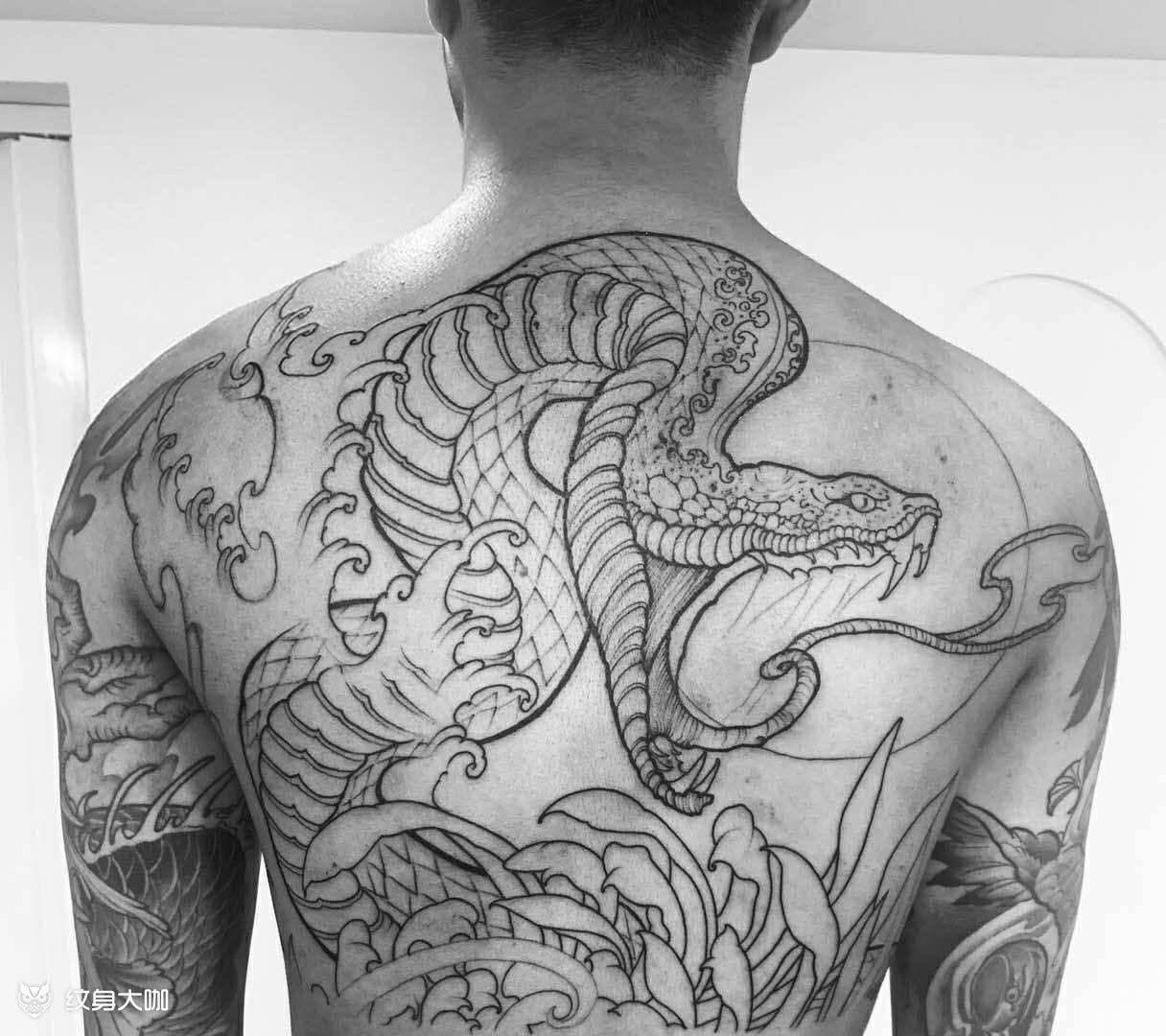 满背是真的疼啊_纹身吧社区 - 纹身大咖
