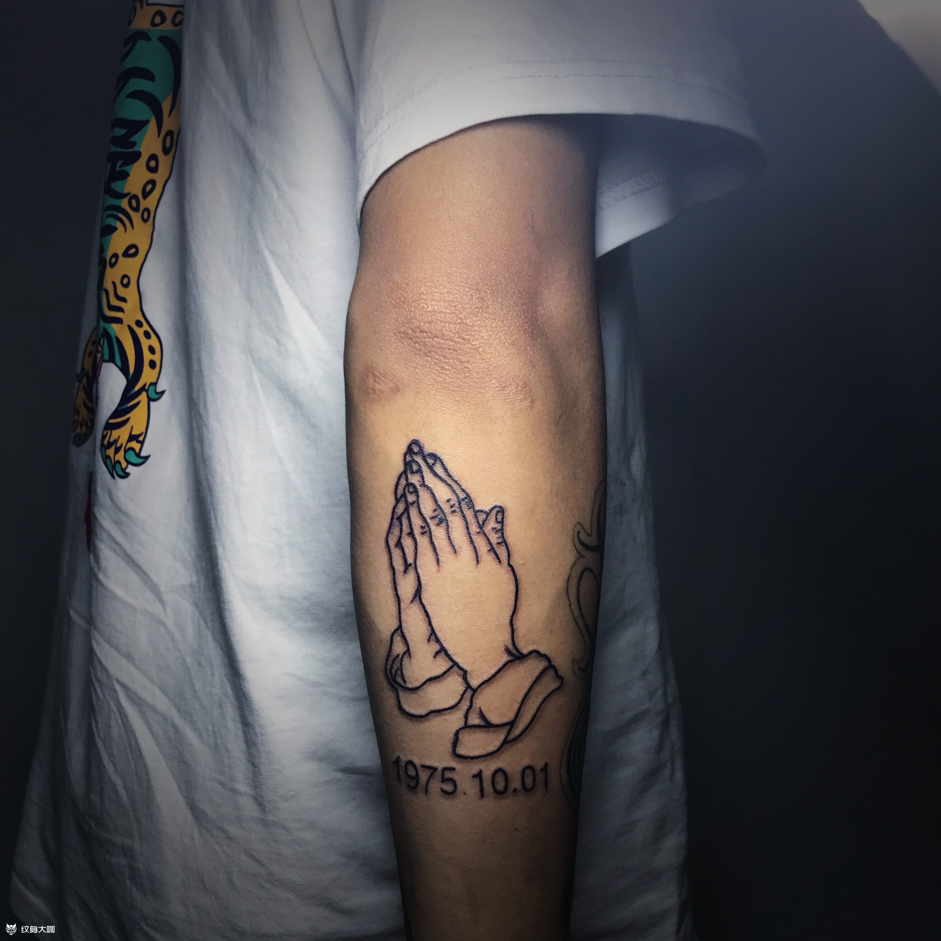 祈祷手_纹身图案手稿图片_ak 扎的纹身作品集