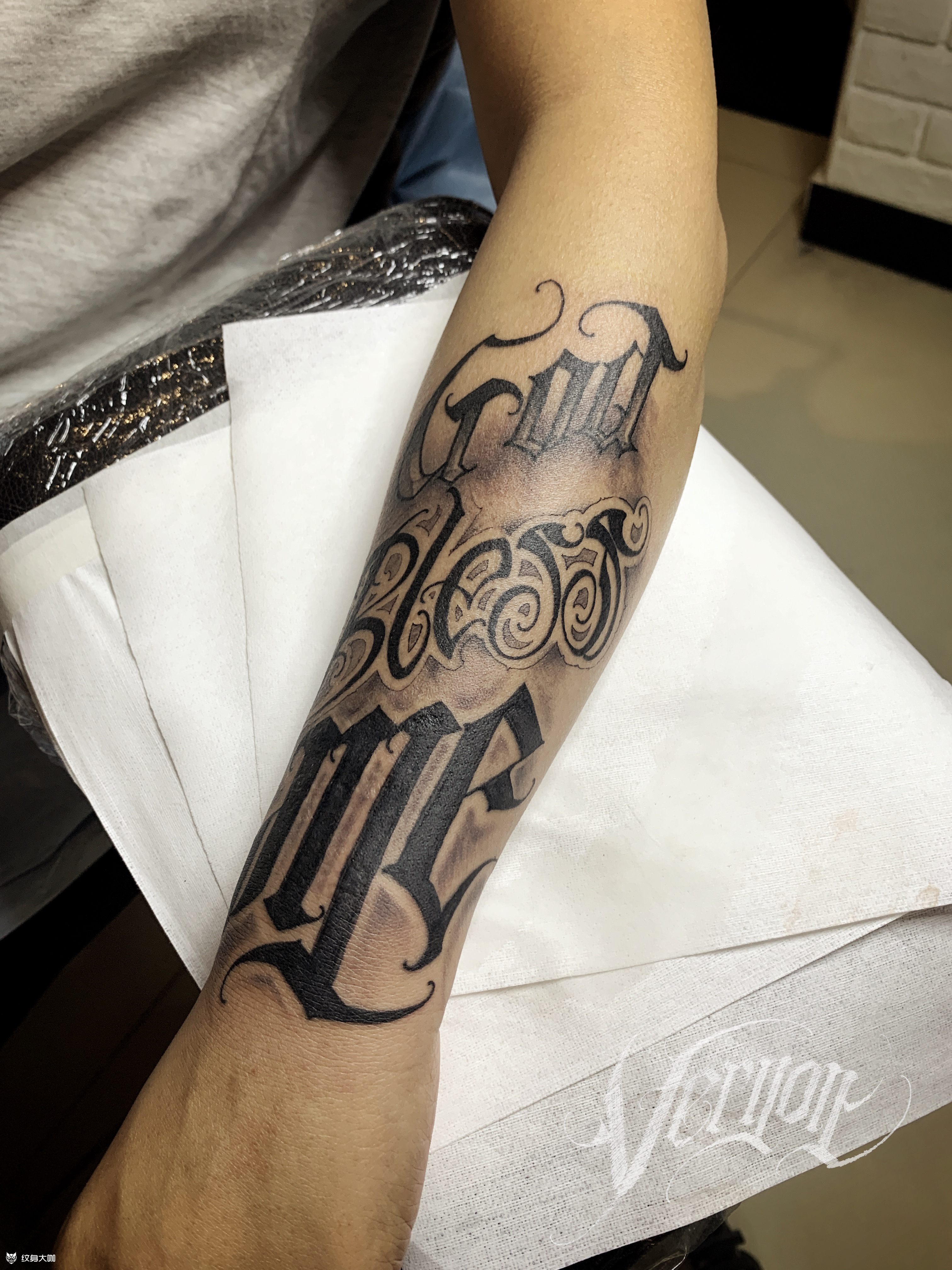 god bless me_纹身图案手稿图片_杨子龙的纹身作品集