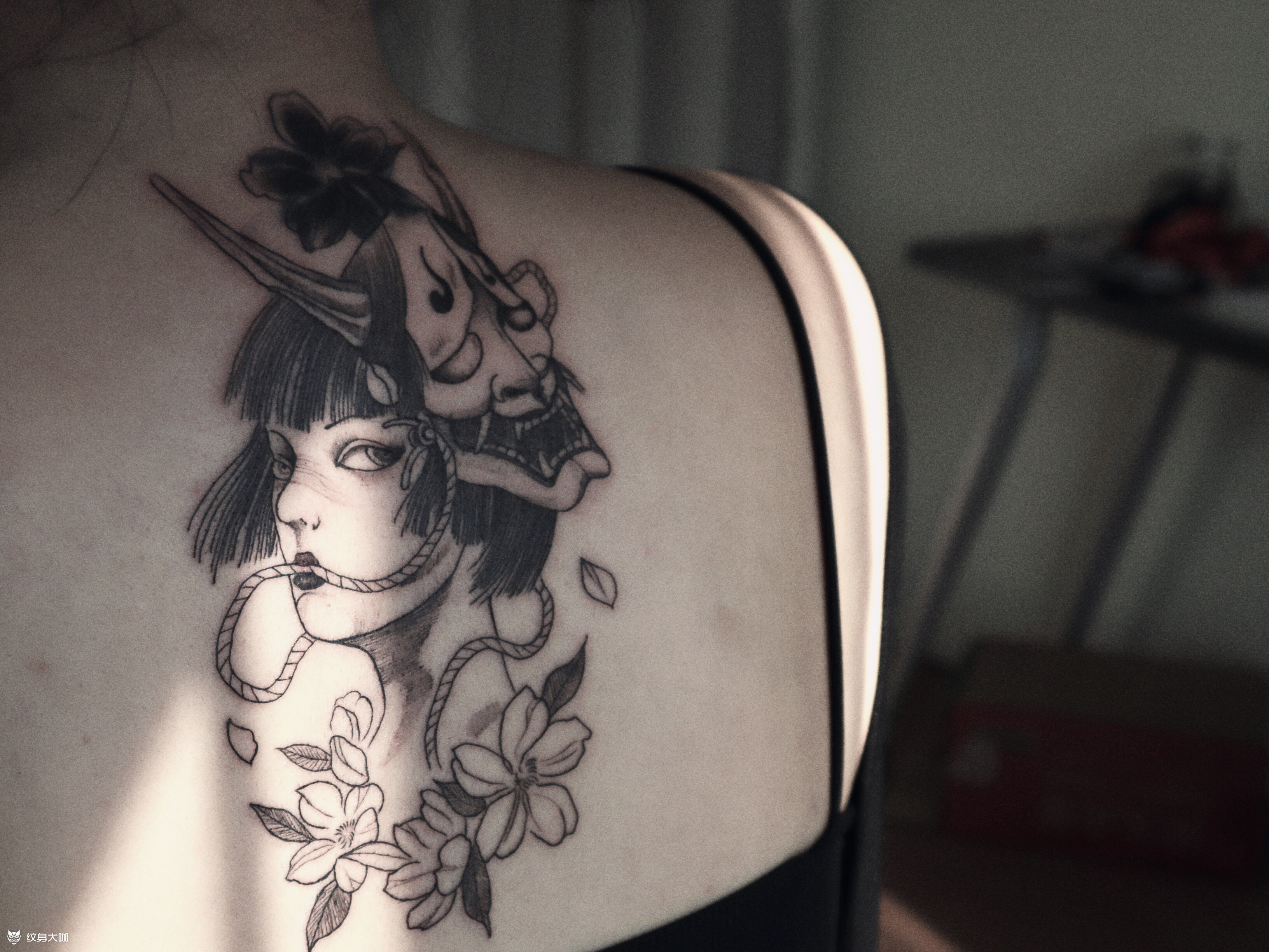 般若面具清新艺妓_纹身图案手稿图片_镜子的纹身作品集