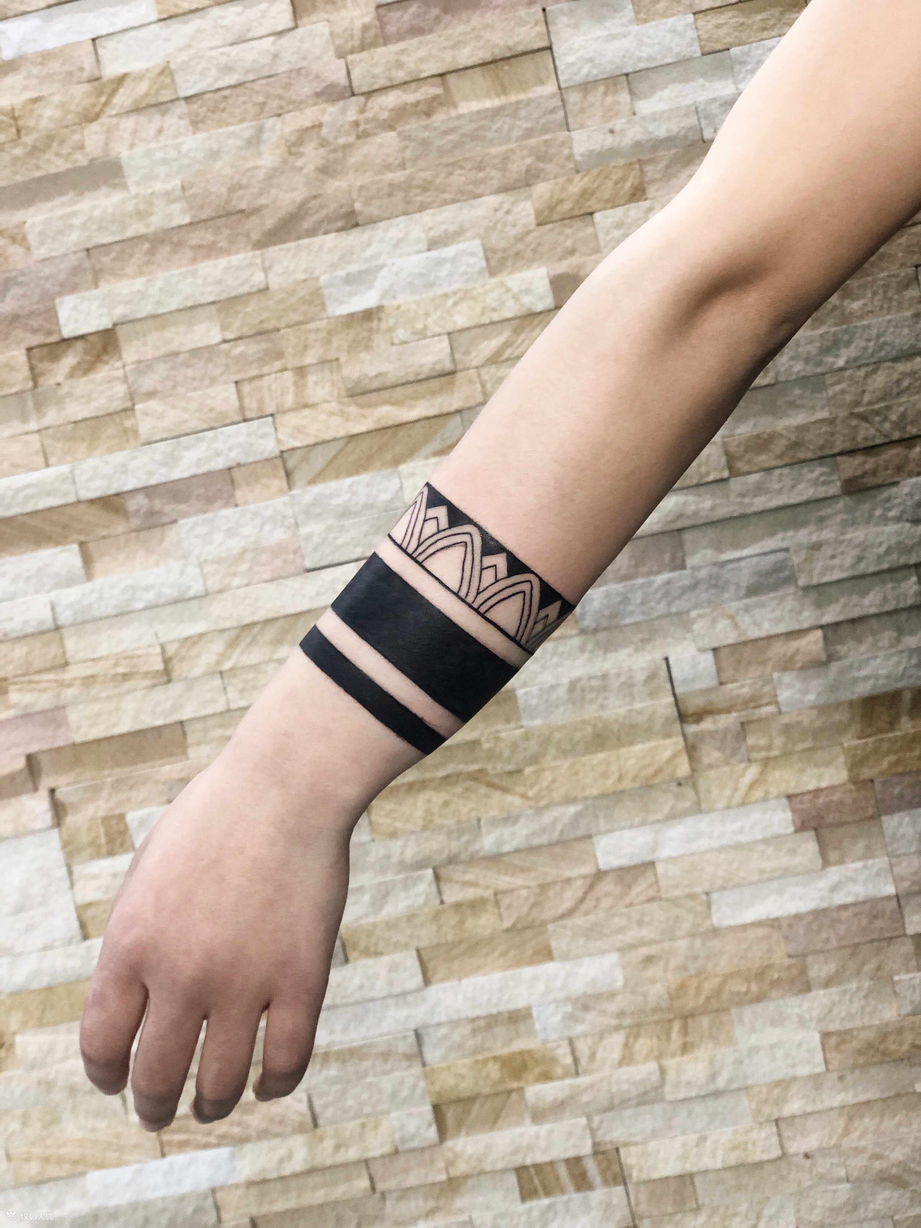 臂环_纹身图案手稿图片_王志恩的纹身作品集