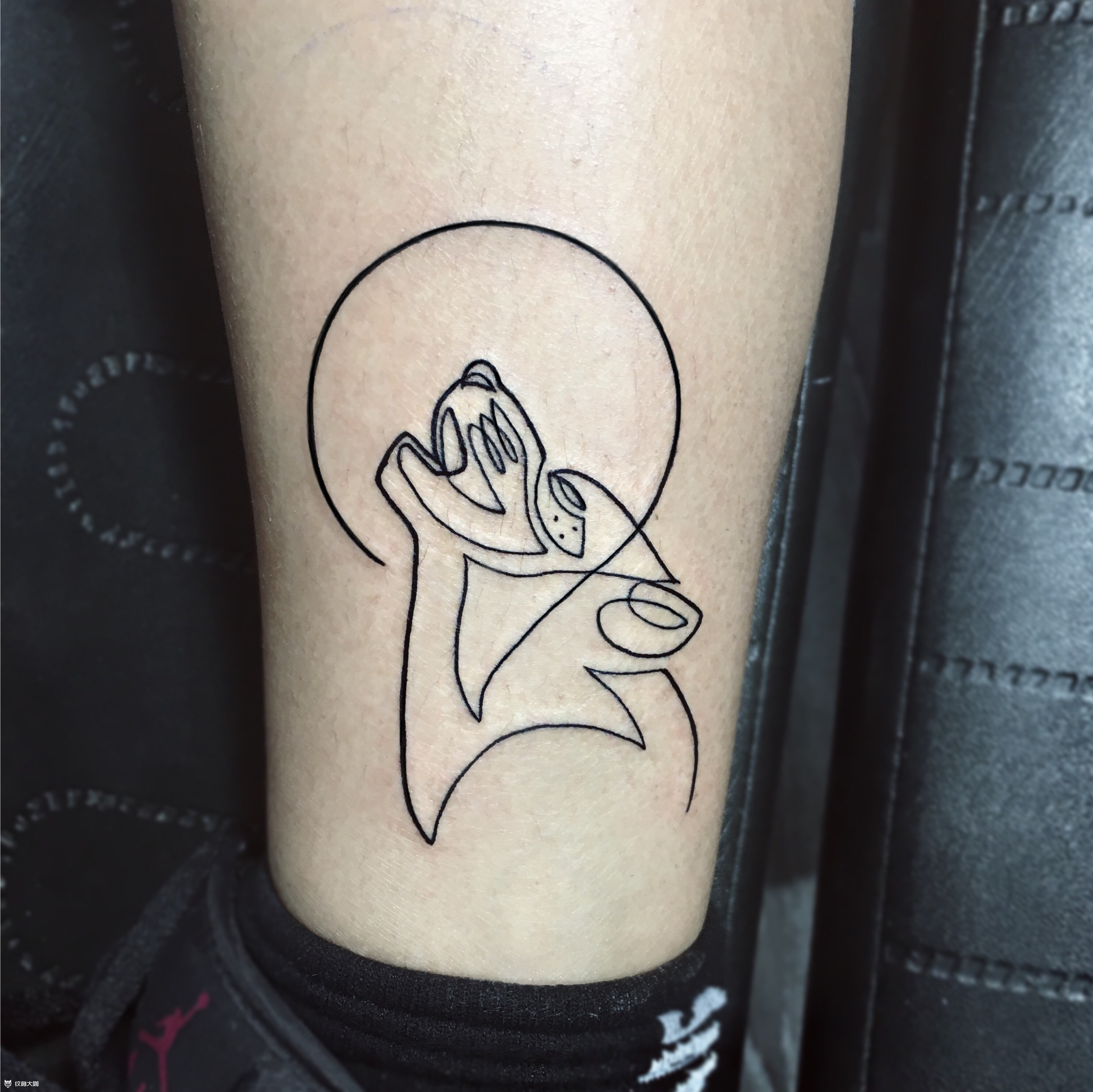 一笔画个狼_纹身图案手稿图片_冯少华的纹身作品集
