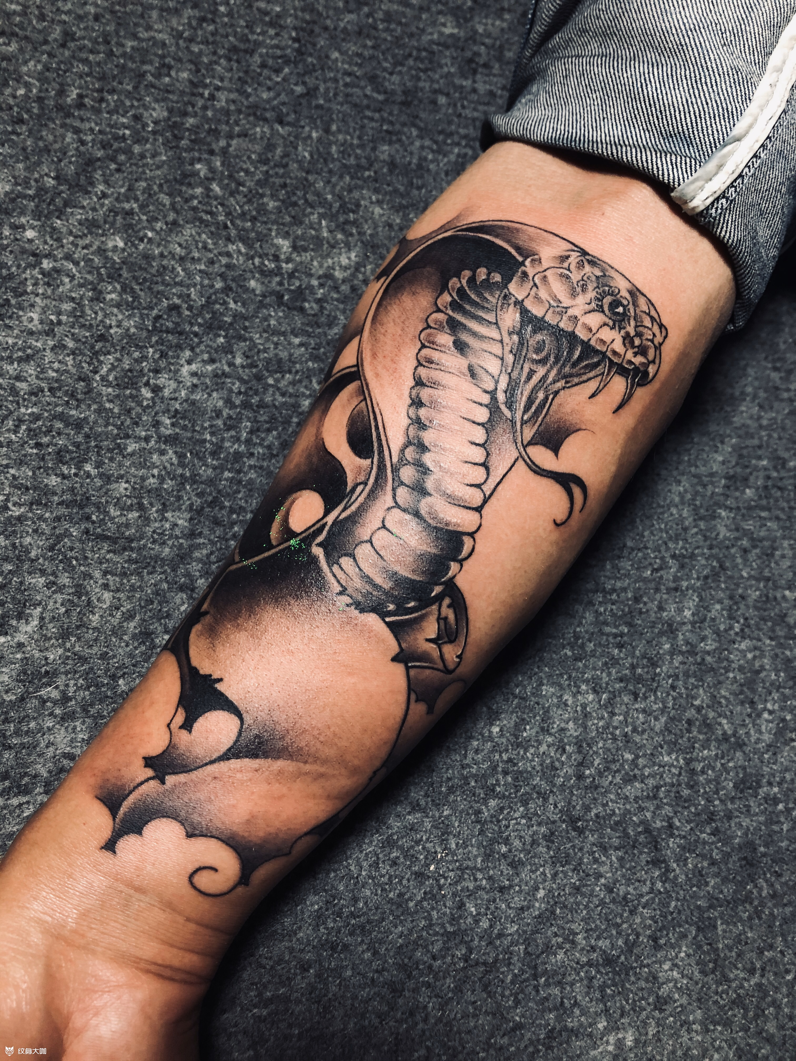 眼镜蛇_纹身图案手稿图片_大永的纹身作品集