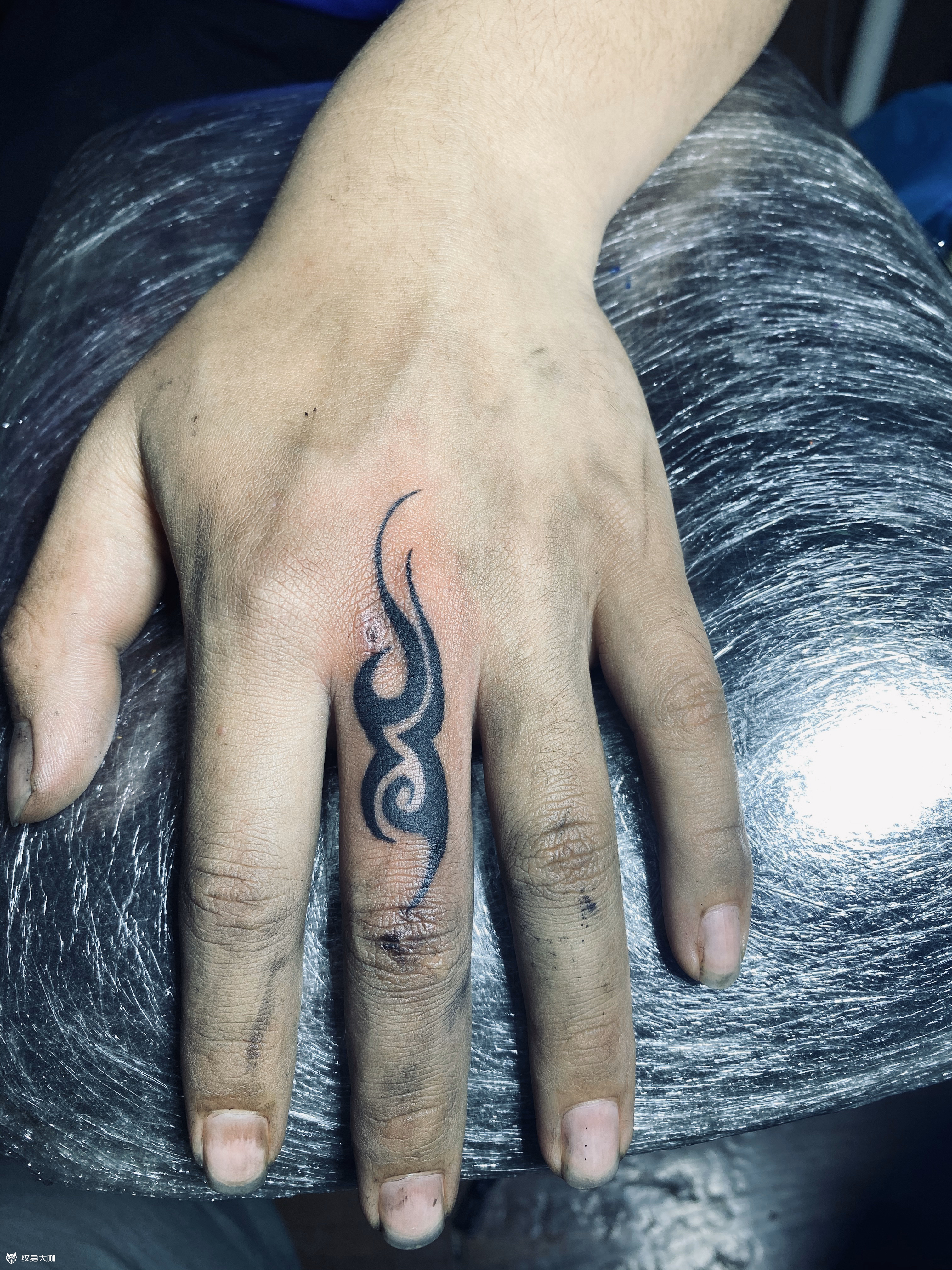 手指图腾_纹身图案手稿图片_徐帅的纹身作品集