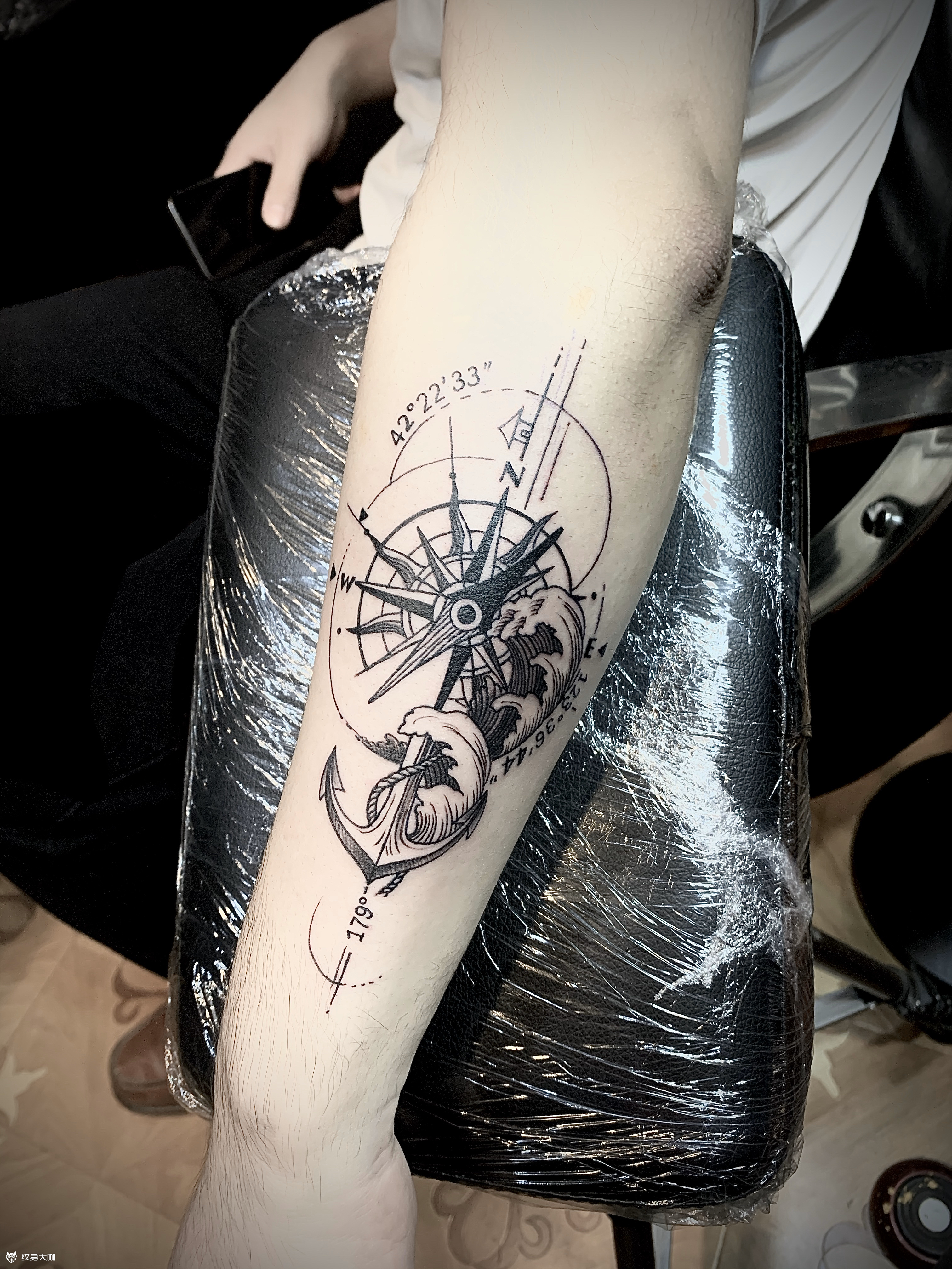 小臂指南针_纹身图案手稿图片_耗子的纹身作品集