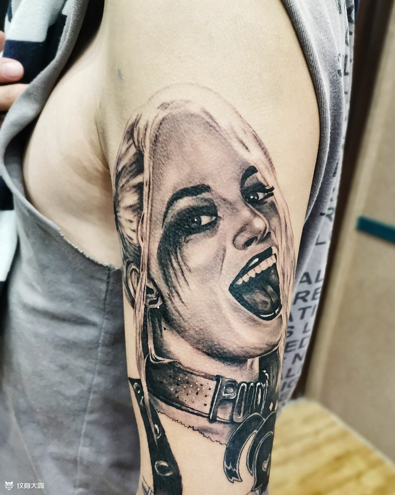 小丑女欧美写实风格小丑女三_纹身吧社区 - 纹身大咖