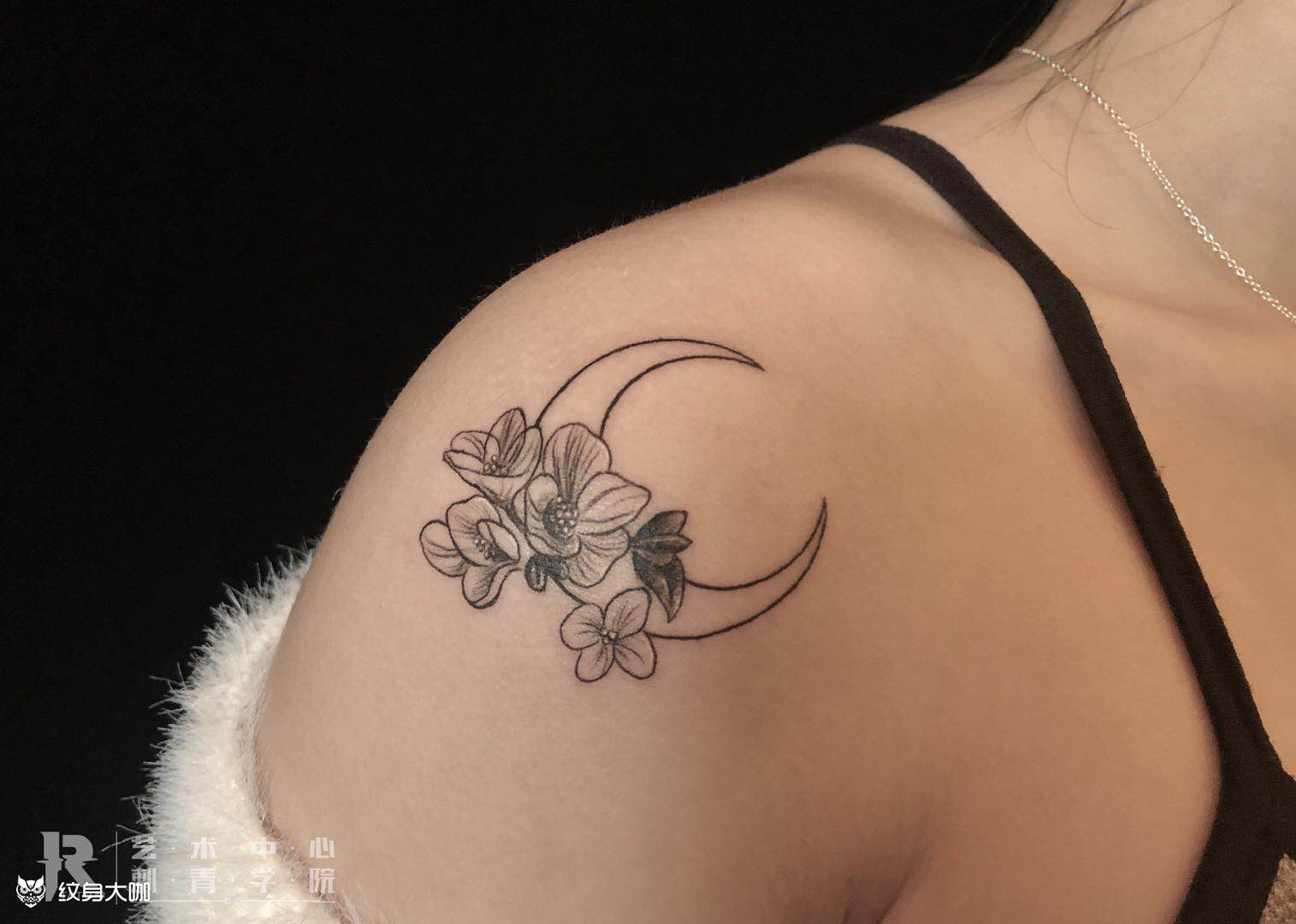 月亮花_纹身图案手稿图片_耀扬的纹身作品集