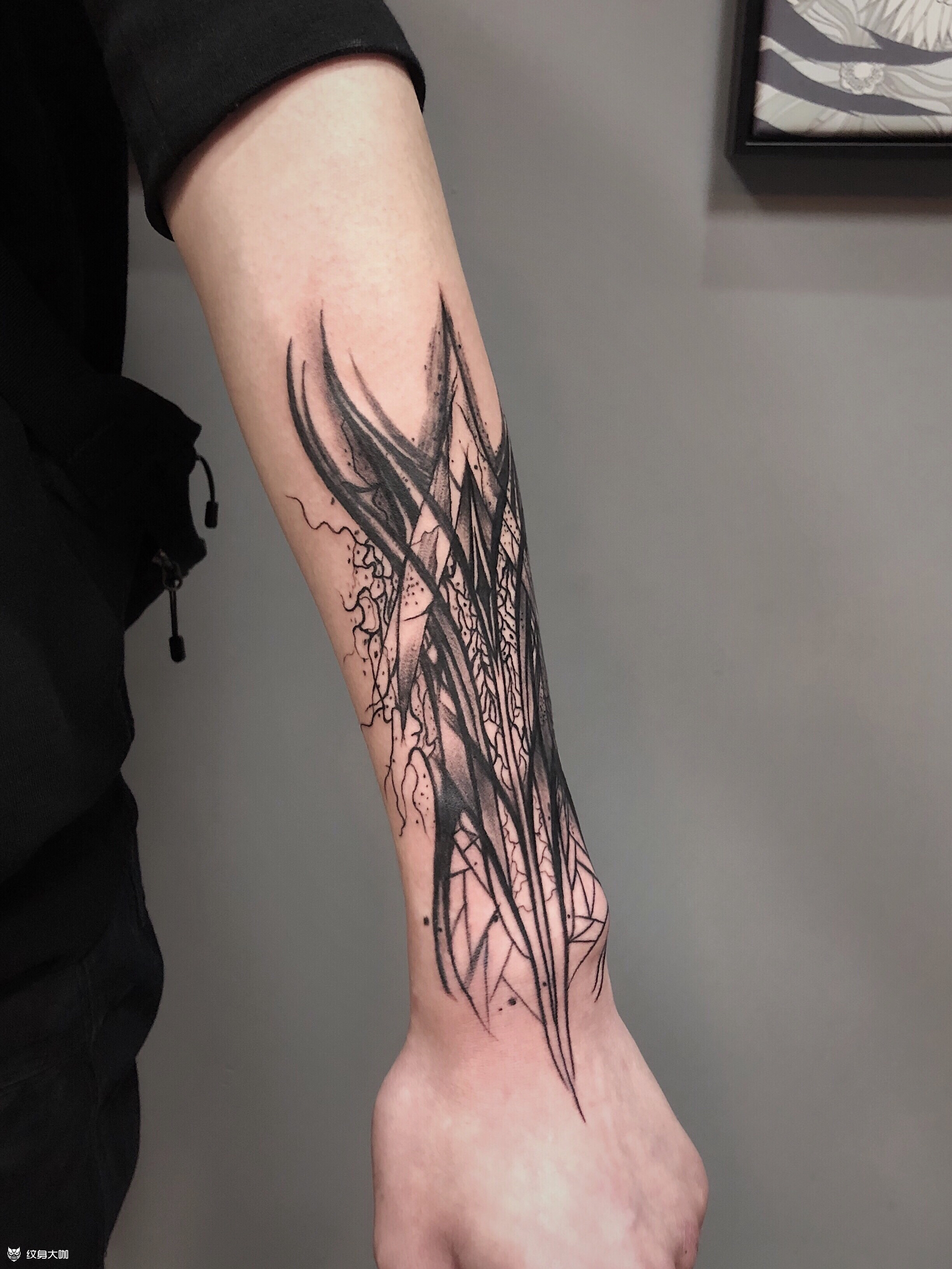 小臂个性花体_纹身图案手稿图片_马宁的纹身作品集