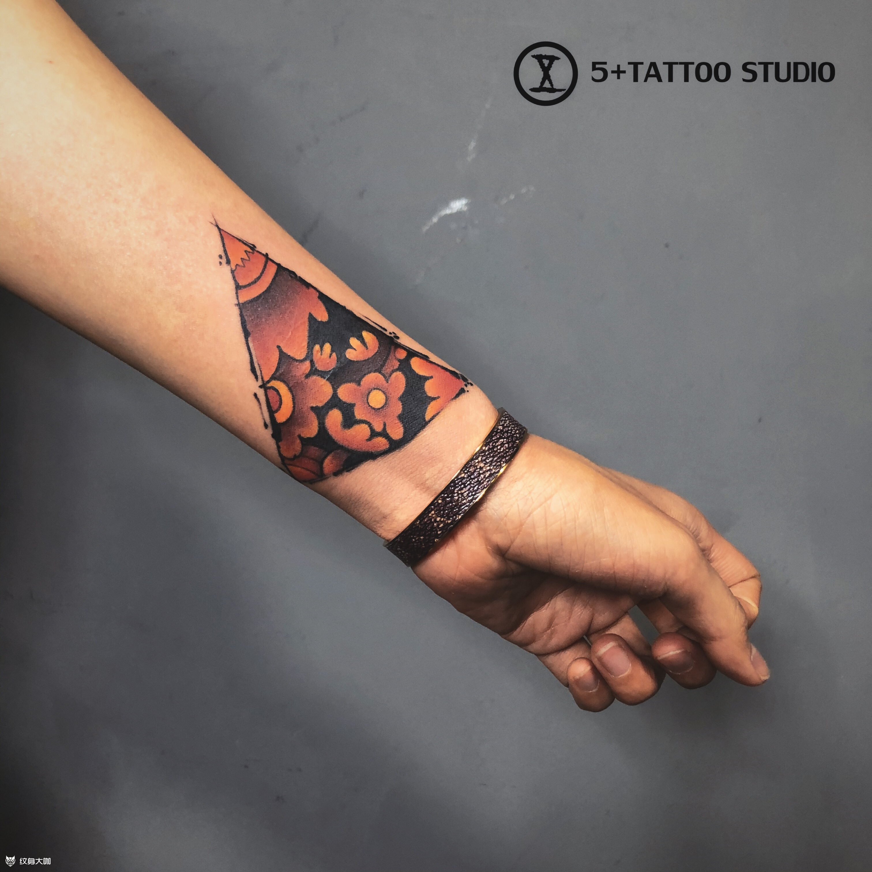 小红花遮盖_纹身图案手稿图片_马老丝儿的纹身作品集