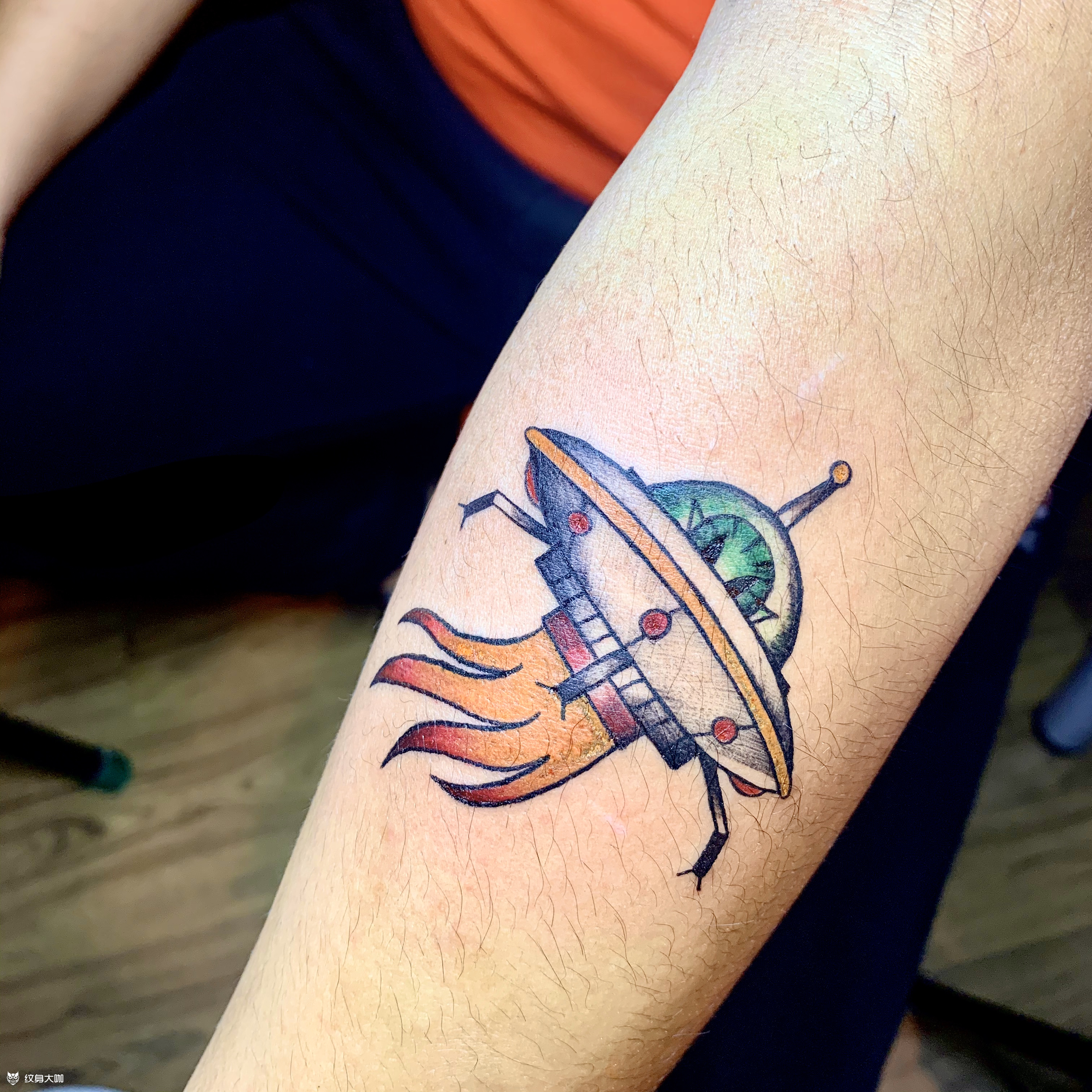 school飞碟_纹身图案手稿图片_刘沐阳的纹身作品集