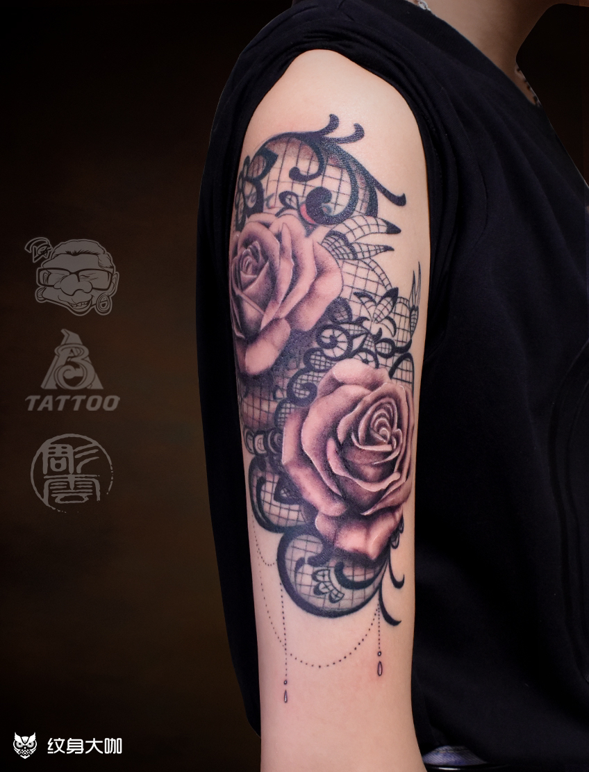 蕾丝玫瑰纹身图案