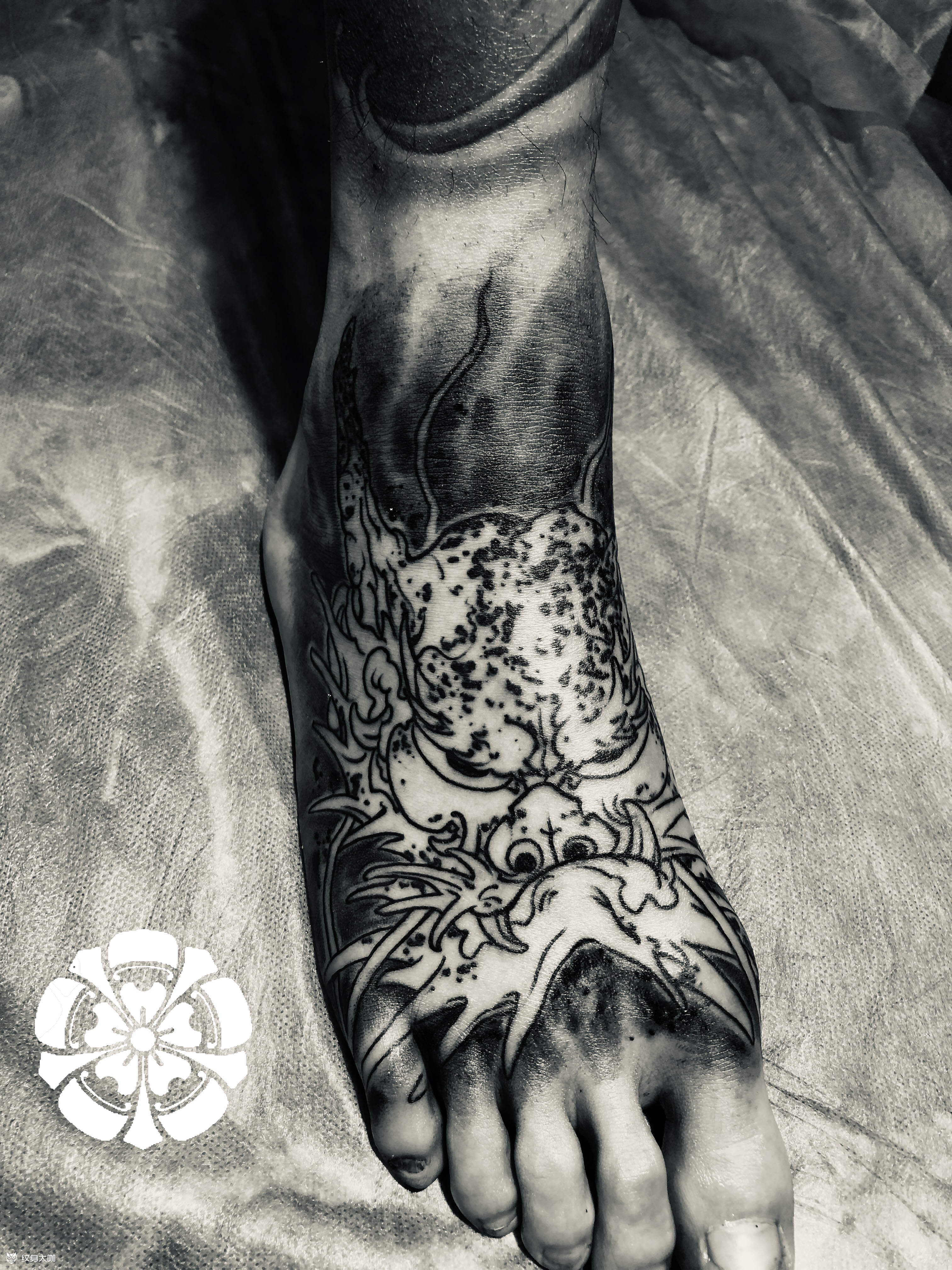 脚面_纹身图案手稿图片_青海墨匠的纹身作品集