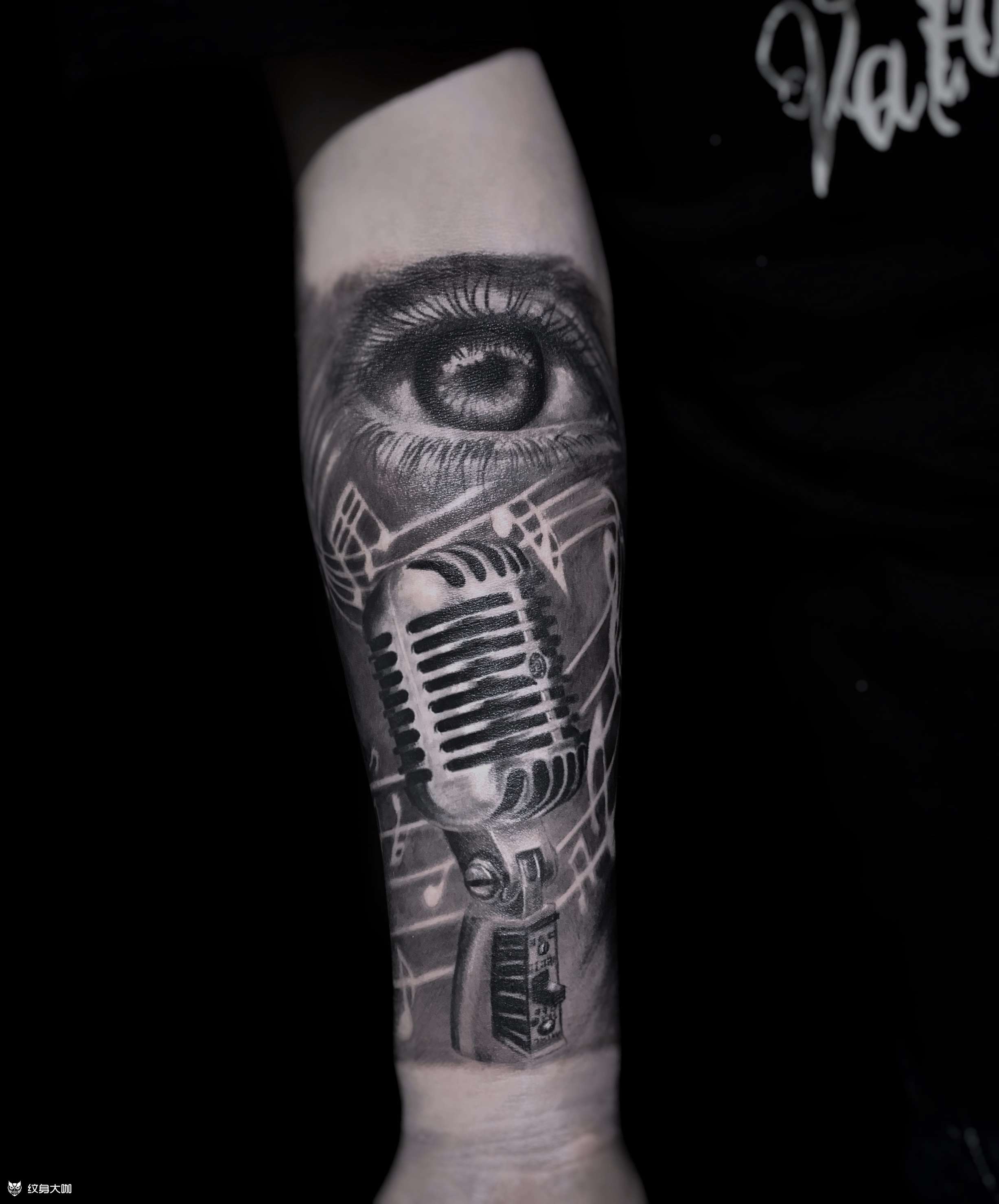 麦克风_纹身图案手稿图片_十七的纹身作品集