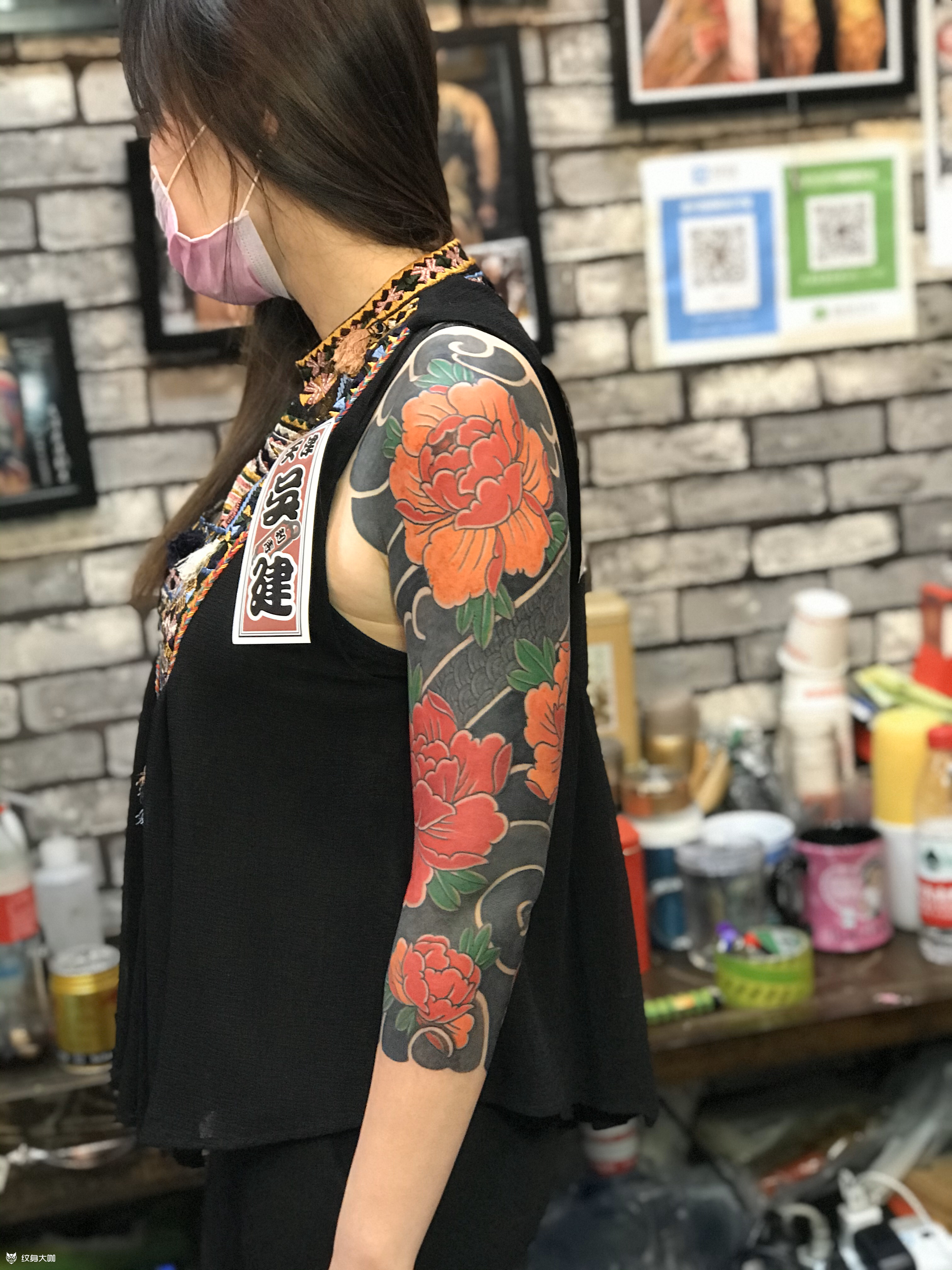 牡丹七分袖_纹身图案手稿图片_吴建的纹身作品集