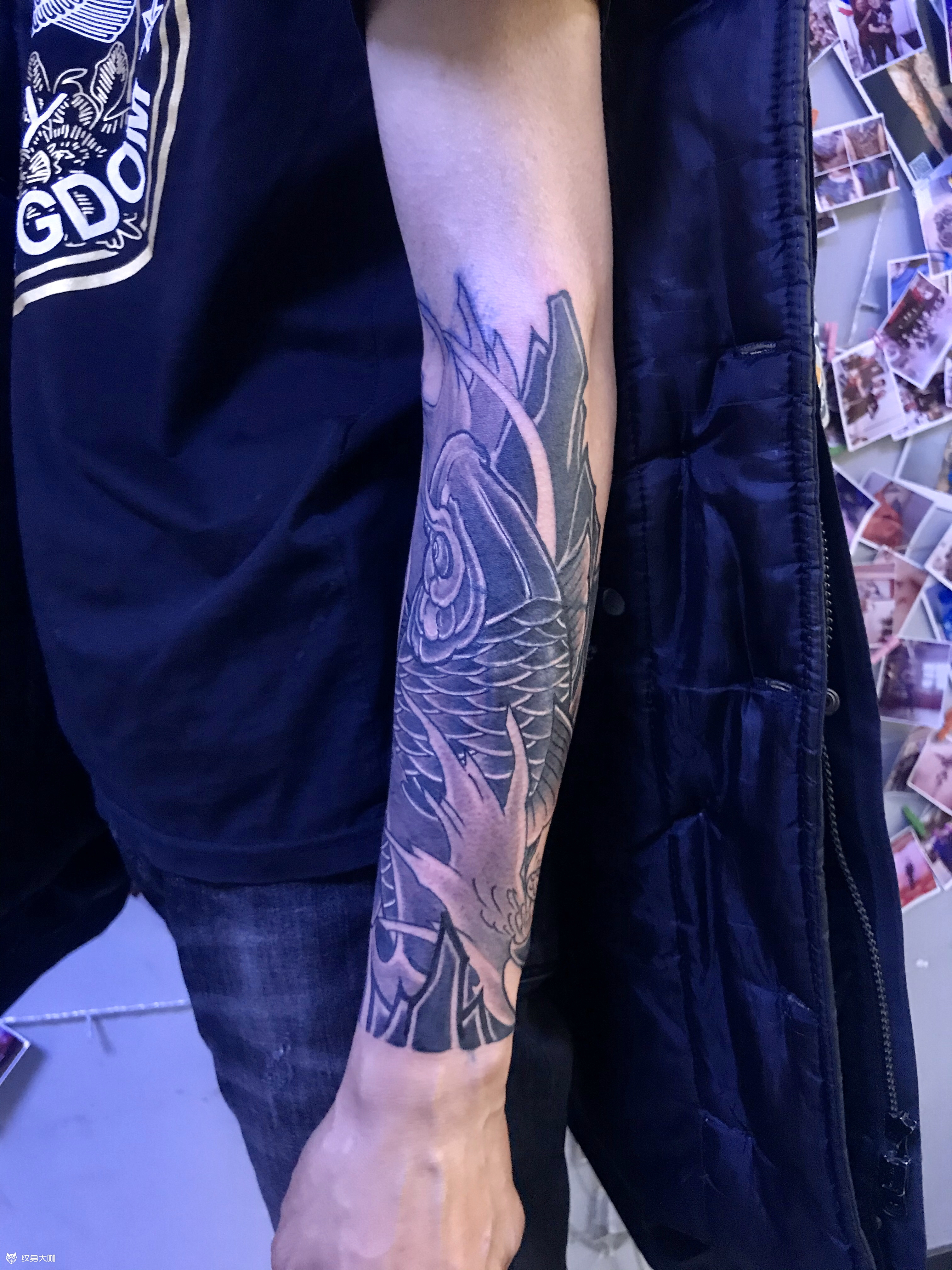 修改作品包小臂鲤鱼_纹身图案手稿图片_龙航的纹身作品集