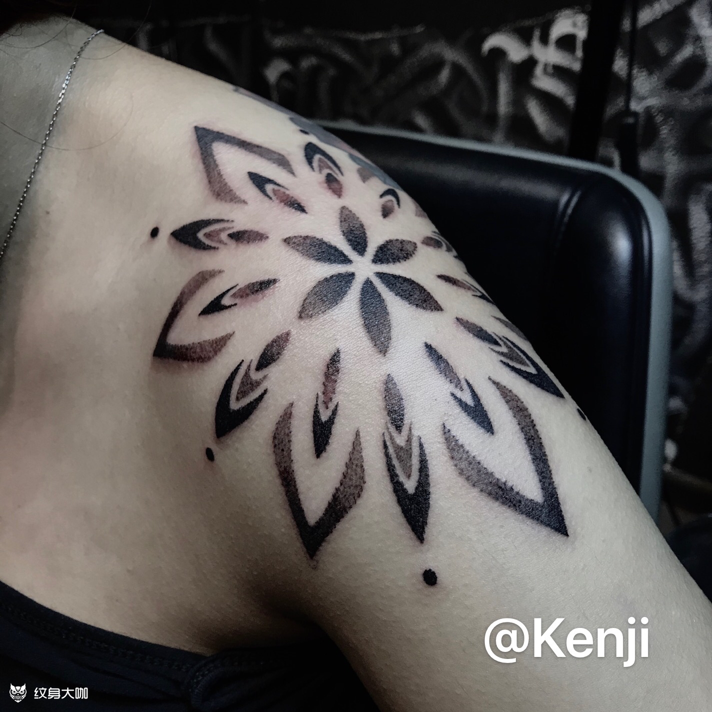 肩膀·点刺·梵花/曼陀罗_纹身图案手稿图片_kenji的纹身作品集
