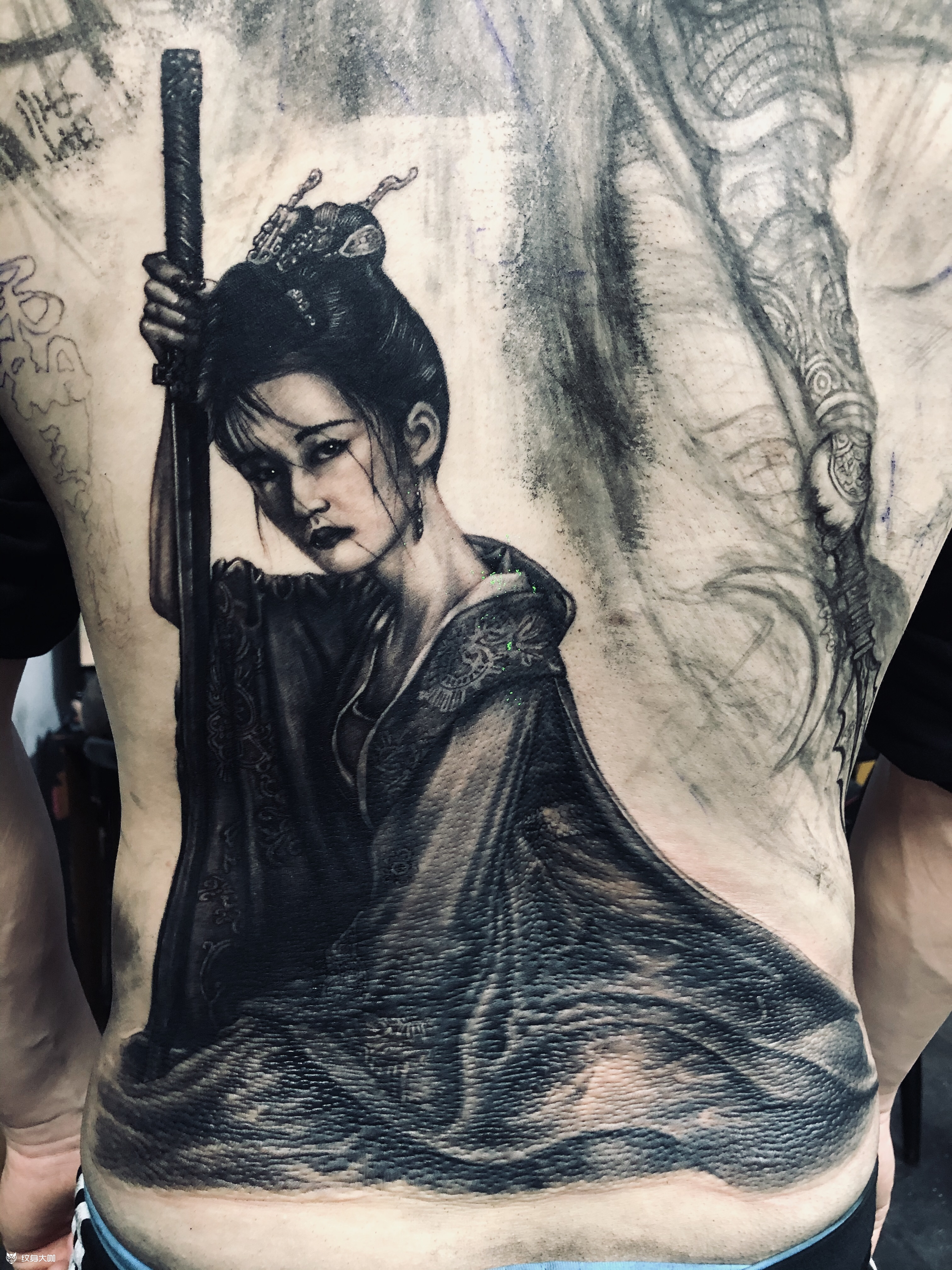 霸王别姬连续五天完成.耗时4_纹身吧社区 - 纹身大咖