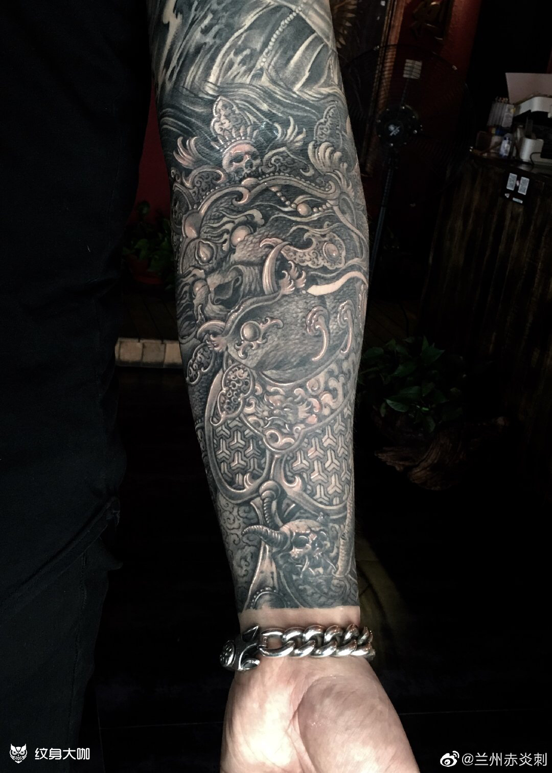 遮疤已恢复提白.靳凯作品_纹身图案手稿图片_靳凯的纹身作品集